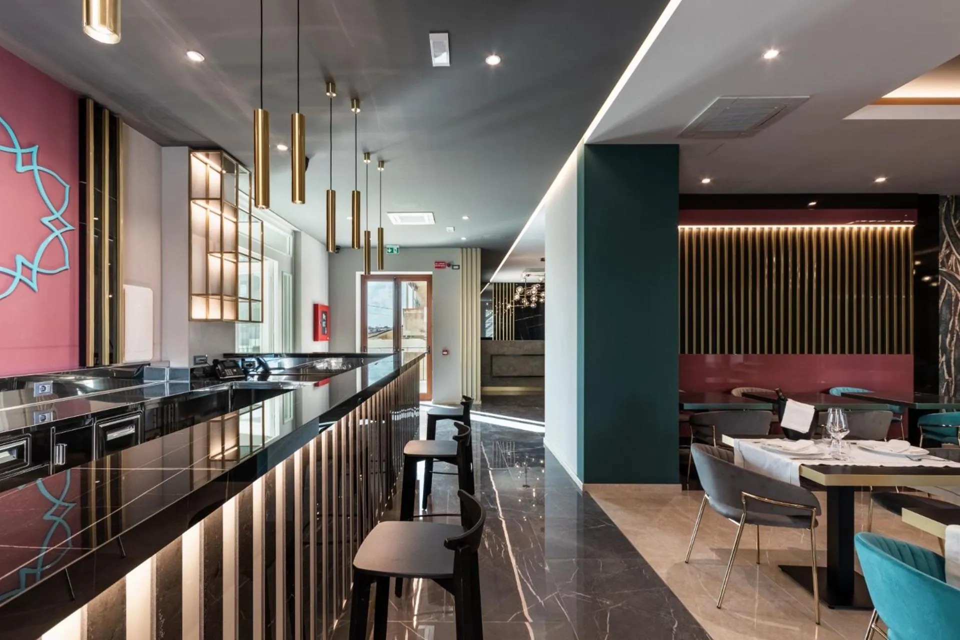 Restaurant/places to eat in Hotel Netum Mare