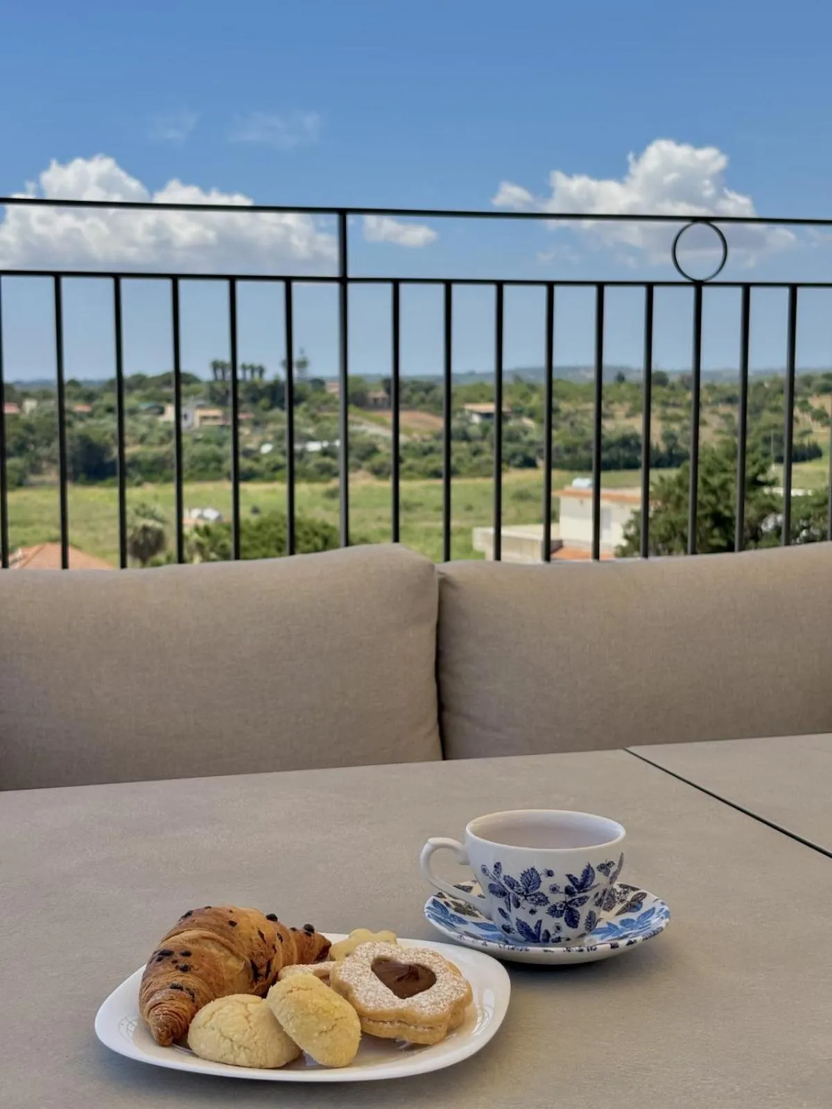 Restaurant/places to eat in Hotel Netum Mare