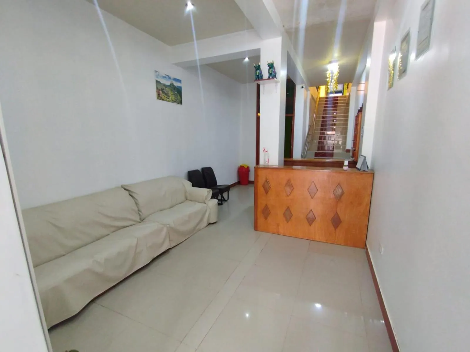 Seating area in hotel plaza chinchero