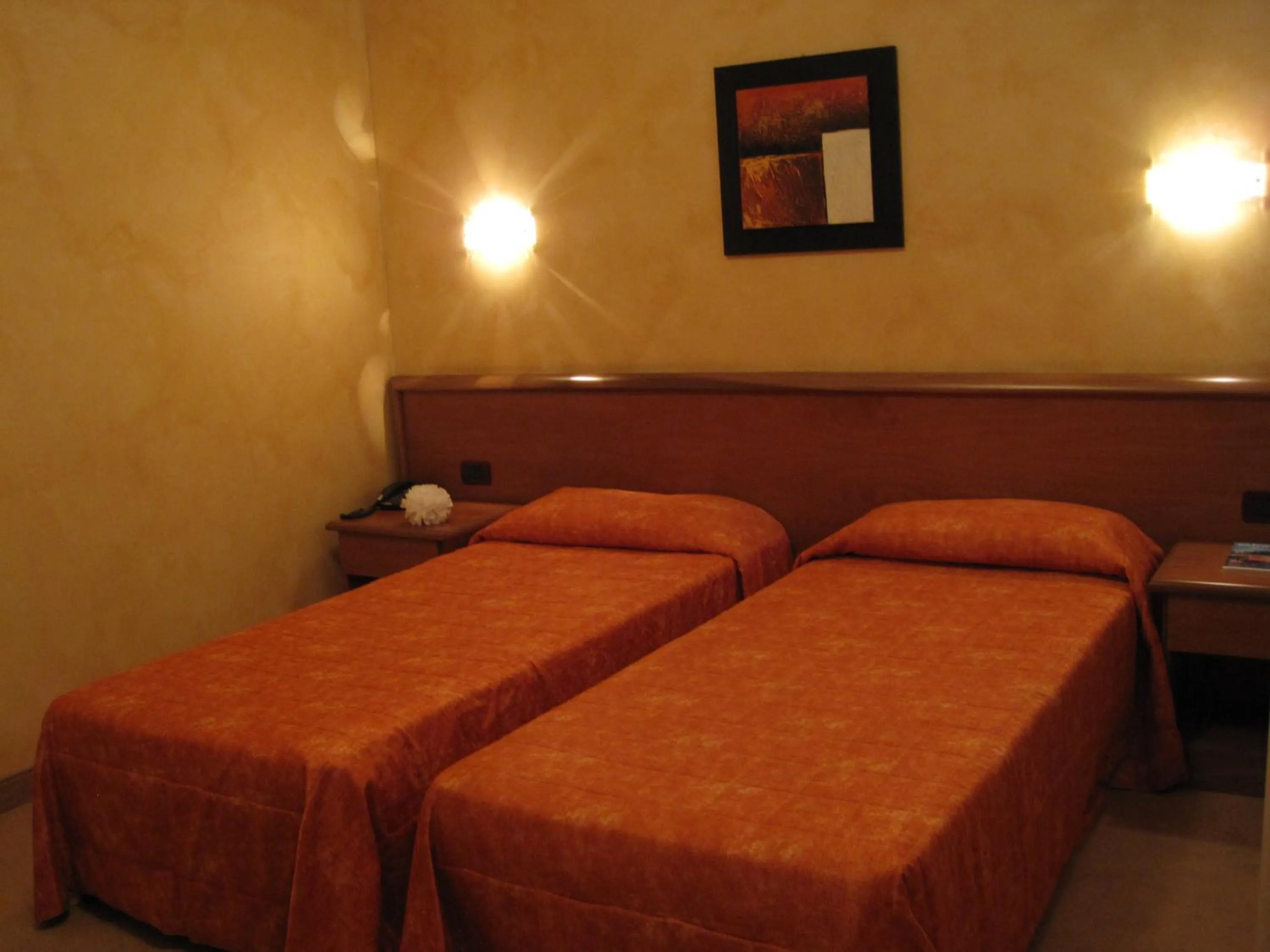Photo of the whole room, Bed in Hotel Italia