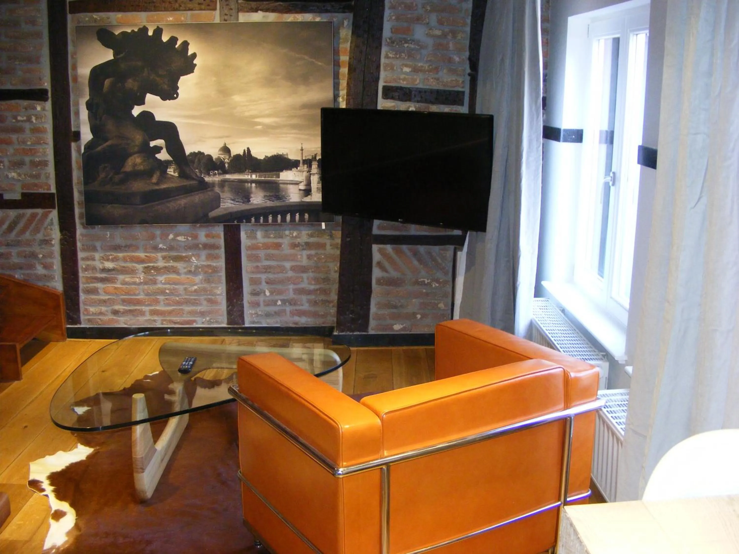 Living room in Amosa Liège City Centre Hotel