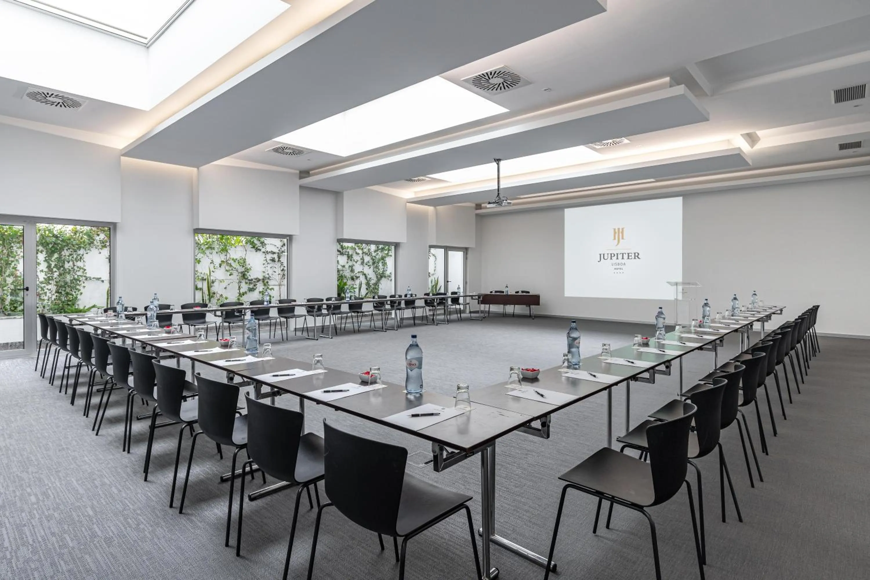 Meeting/conference room in Jupiter Lisboa Hotel - Rooftop & Spa