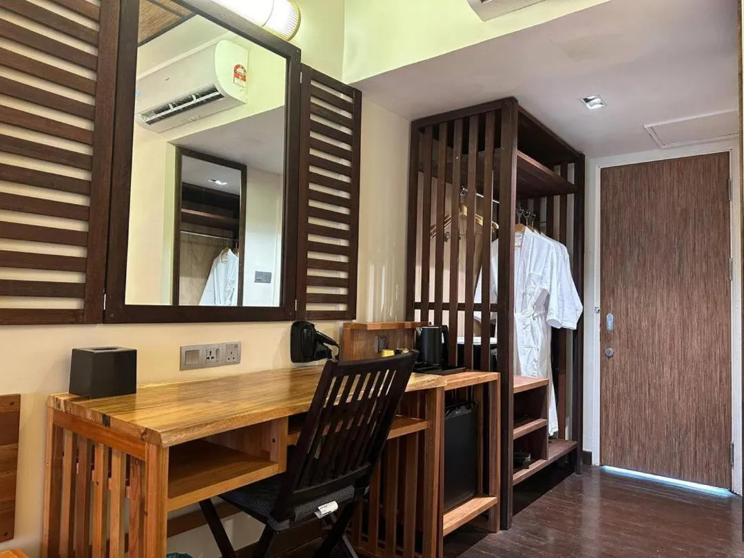 Borneo Beach & Mangrove Resort