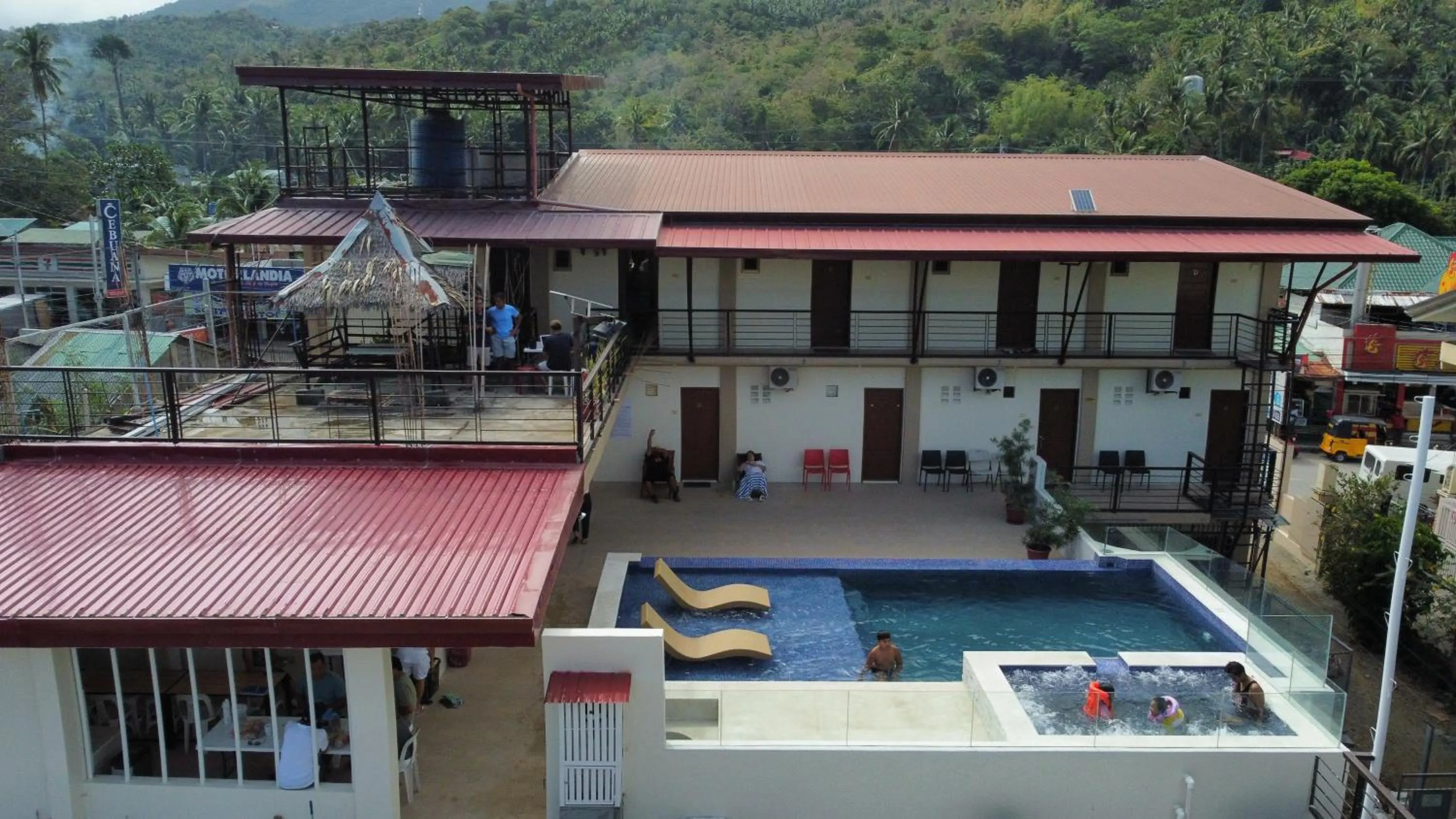 Property building in Villa Pamana Inn Puerto Galera powered by Cocotel