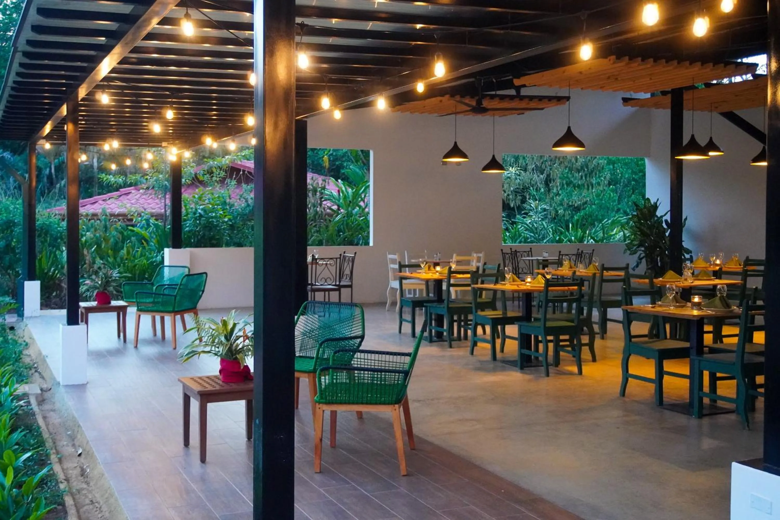 Restaurant/places to eat in Natural Lodge Caño Negro