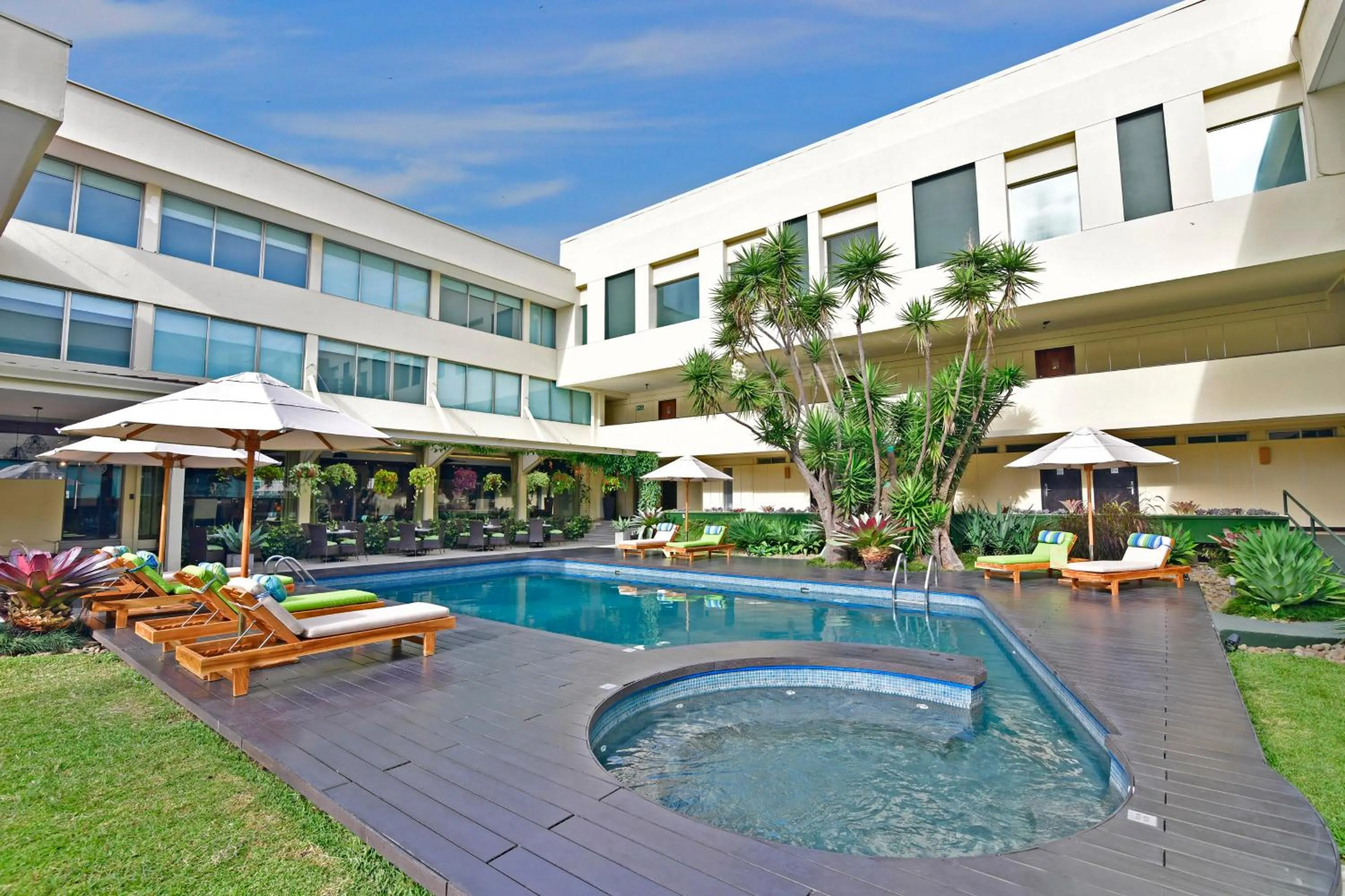 Property building in Auténtico Hotel