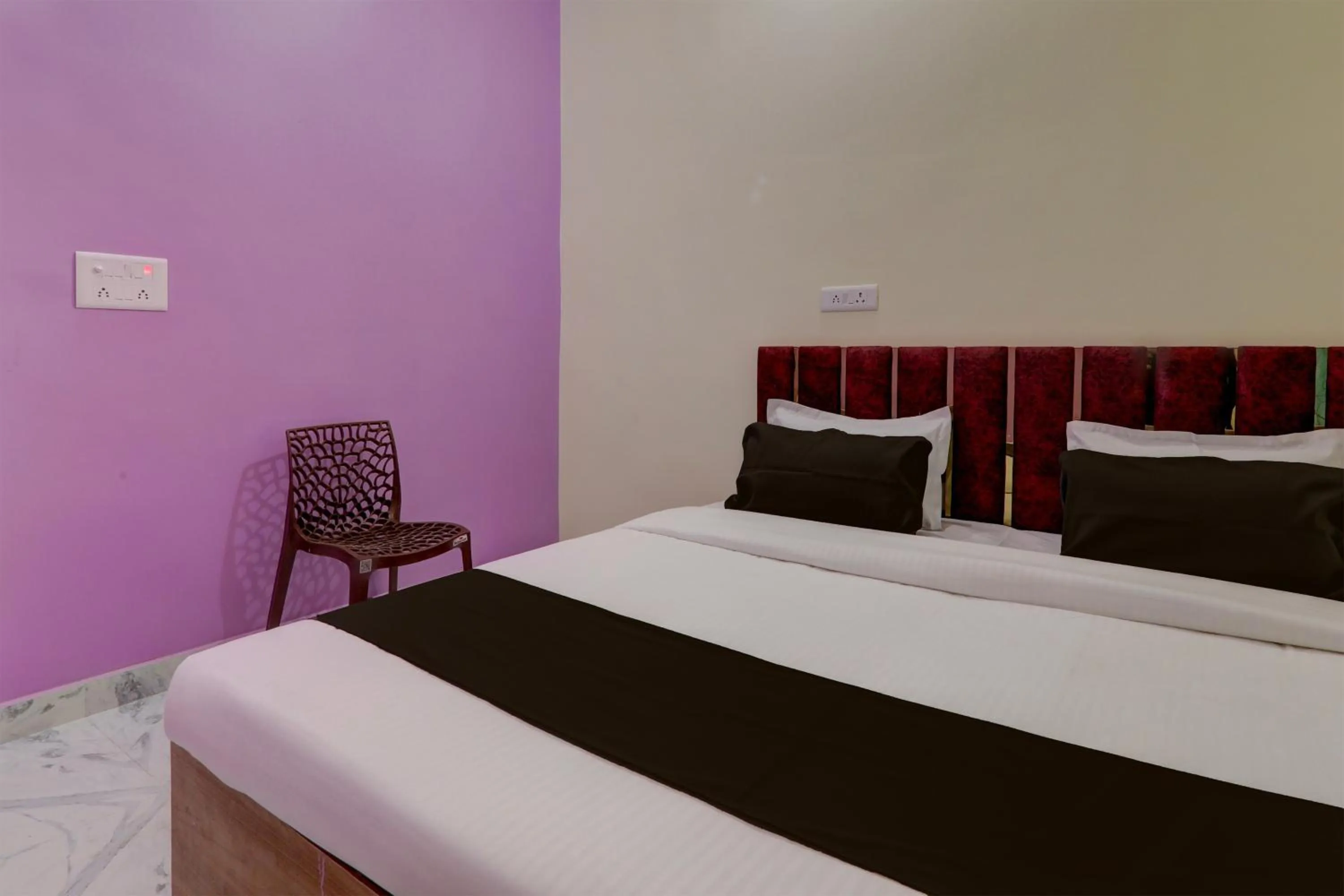 Bedroom, Bed in Hotel O Krishna guest house and restaurant