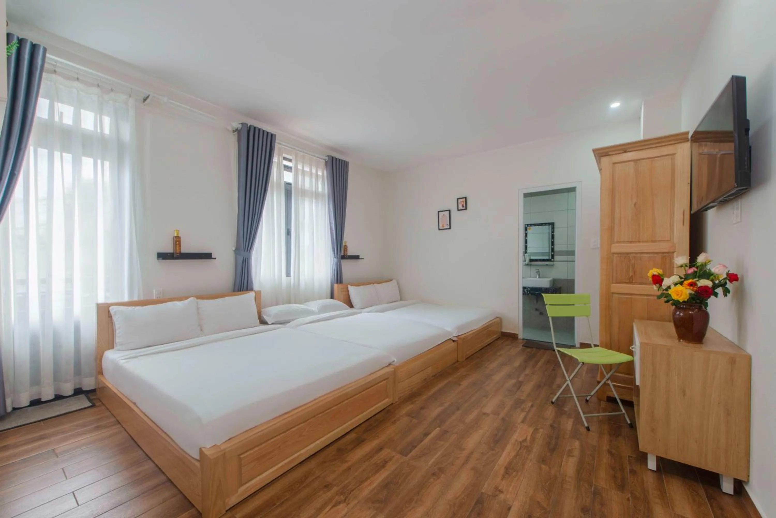 Bed in Nhý Villa Đà Lạt Review