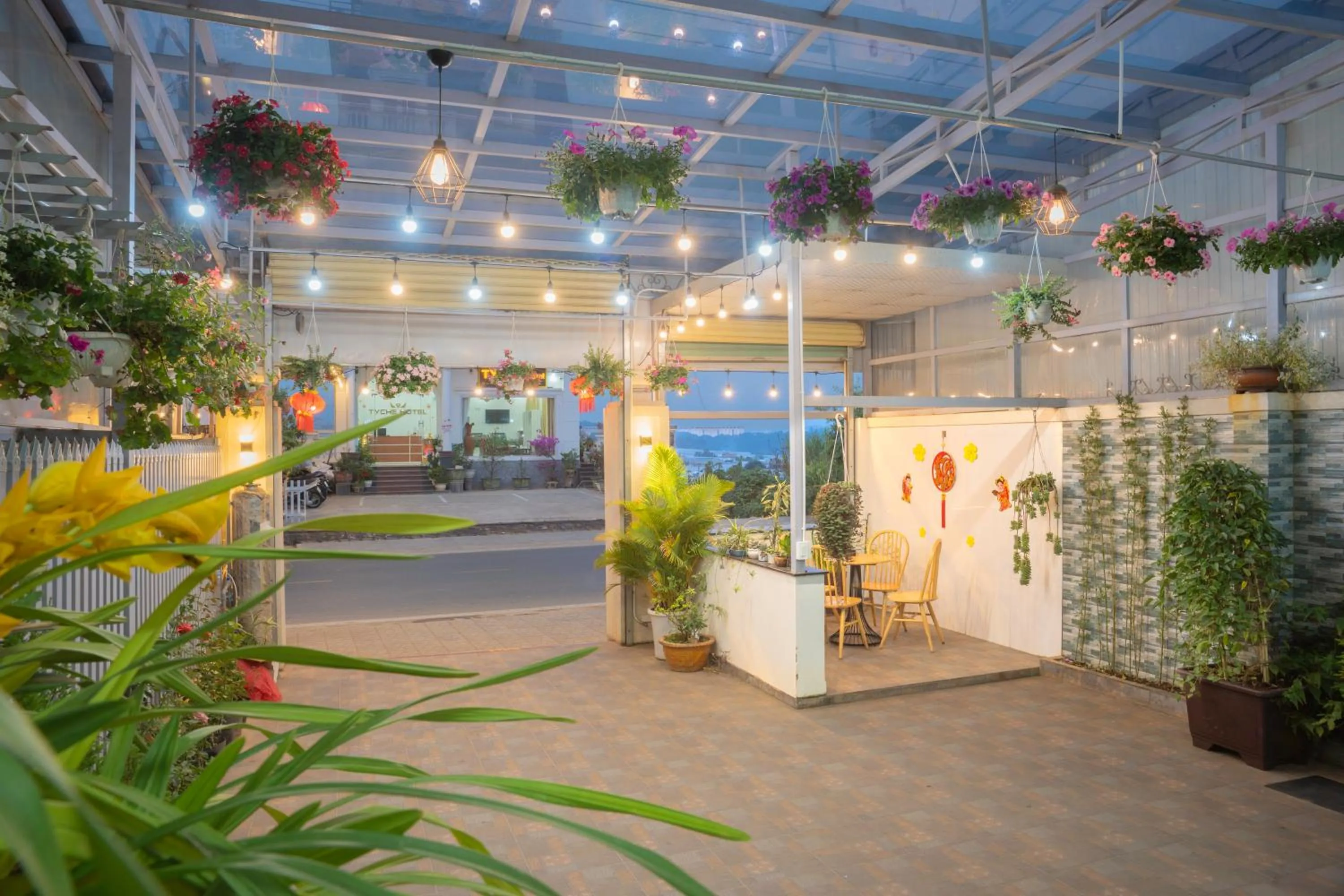 Garden in Nhý Villa Đà Lạt Review