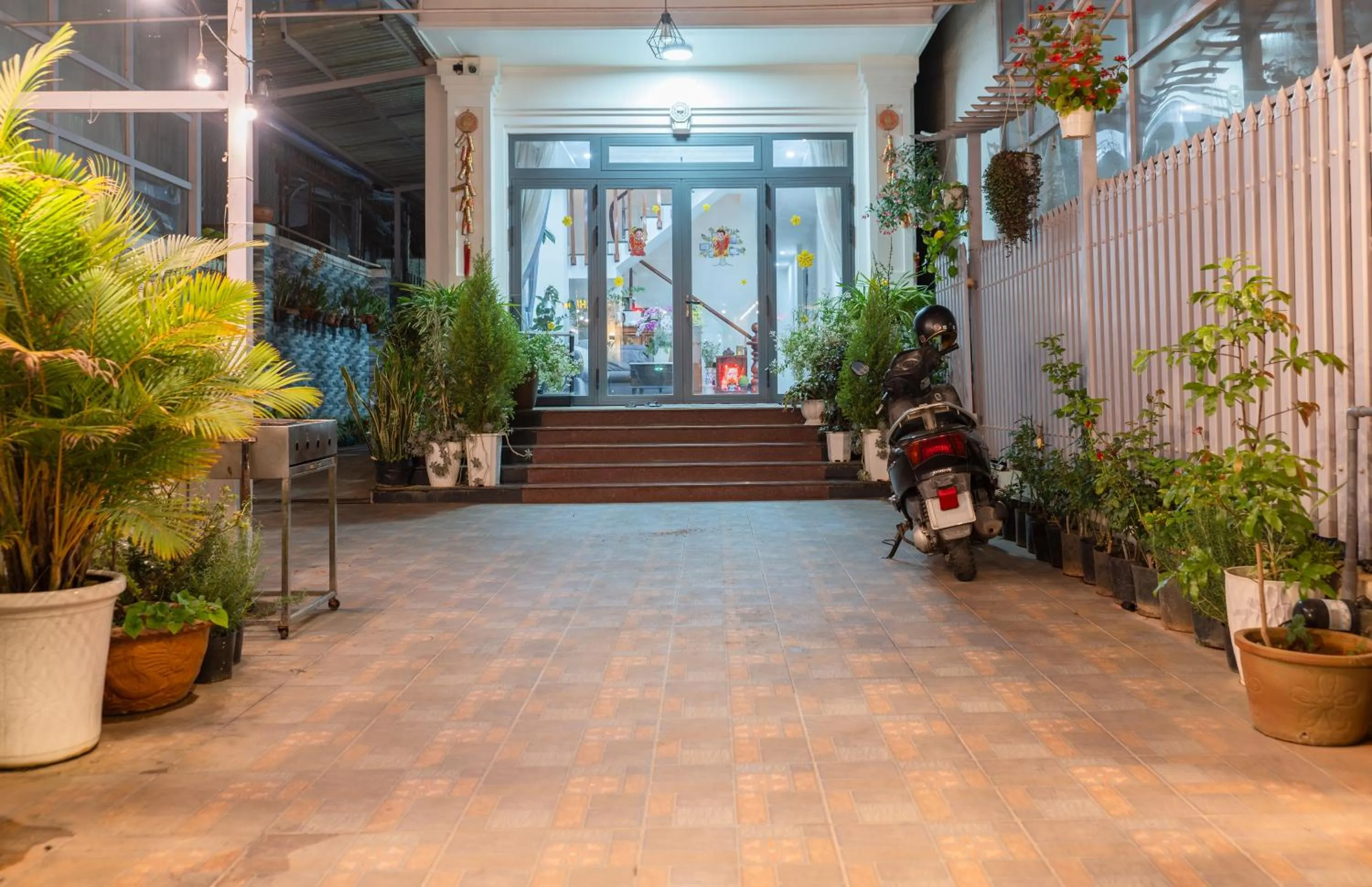Facade/entrance in Nhý Villa Đà Lạt Review