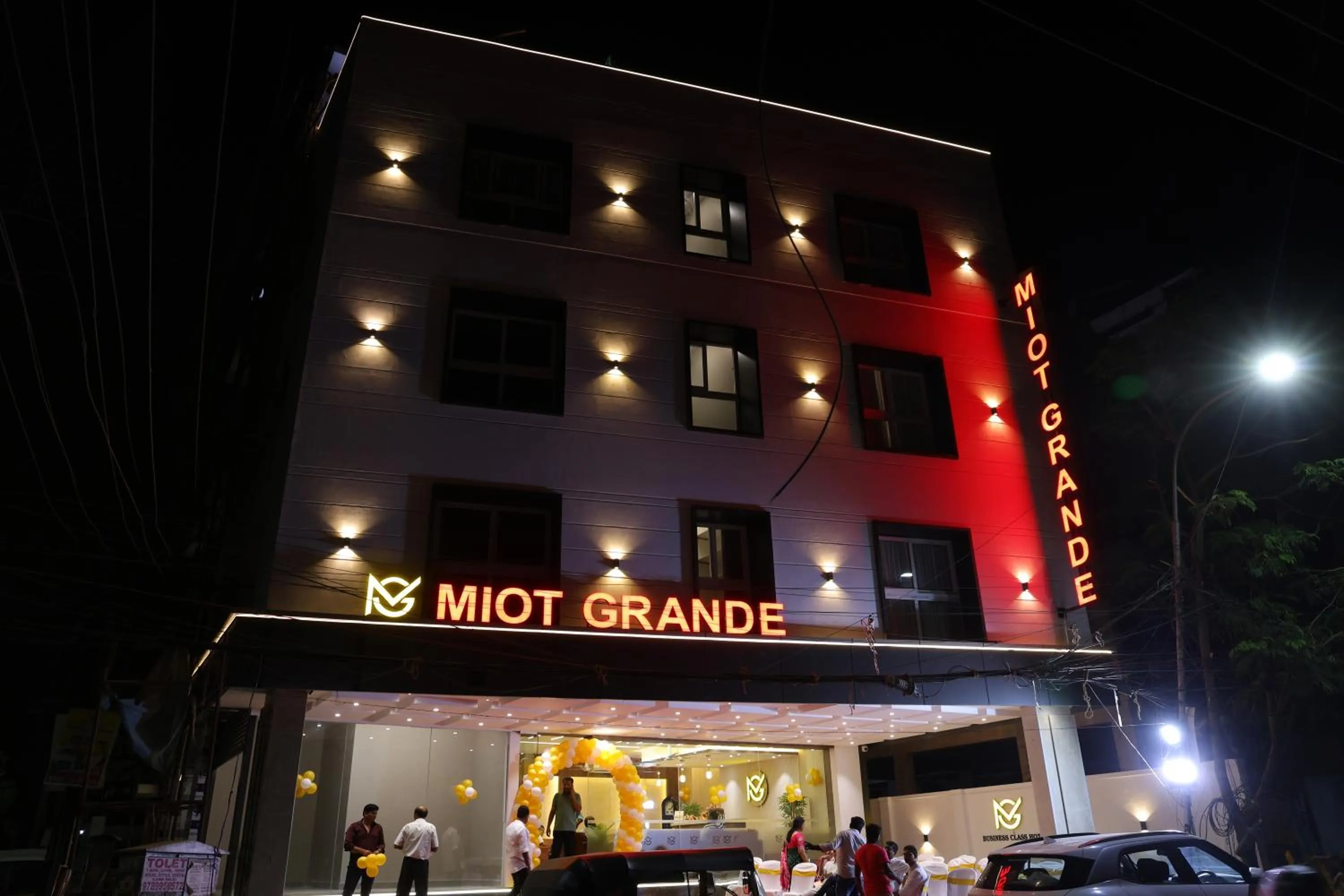 Property building in Mount Grande