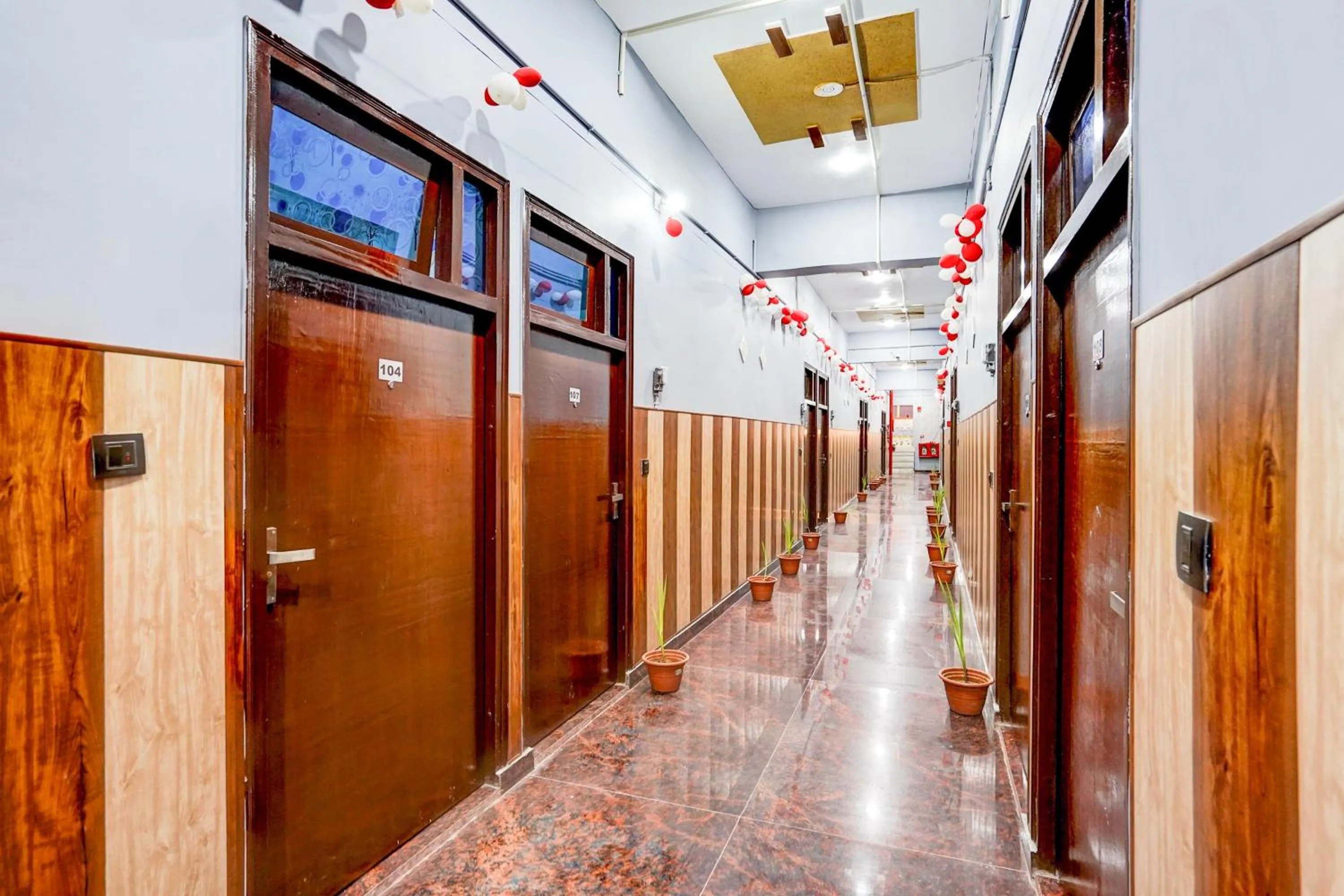 Lobby or reception in Hotel O HALDIRAMA HOTEL AND RESTAURANT