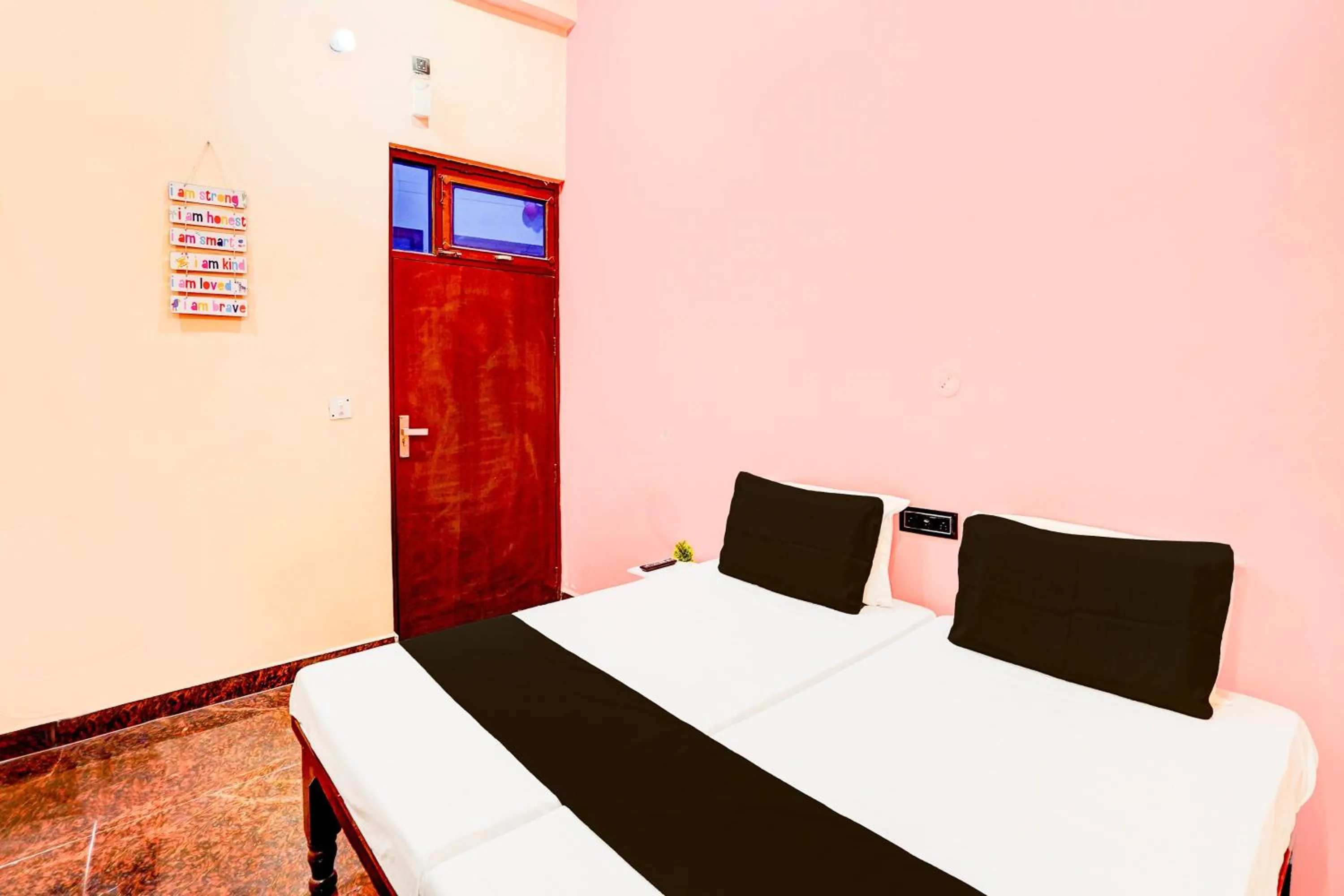 Bedroom, Bed in Hotel O HALDIRAMA HOTEL AND RESTAURANT