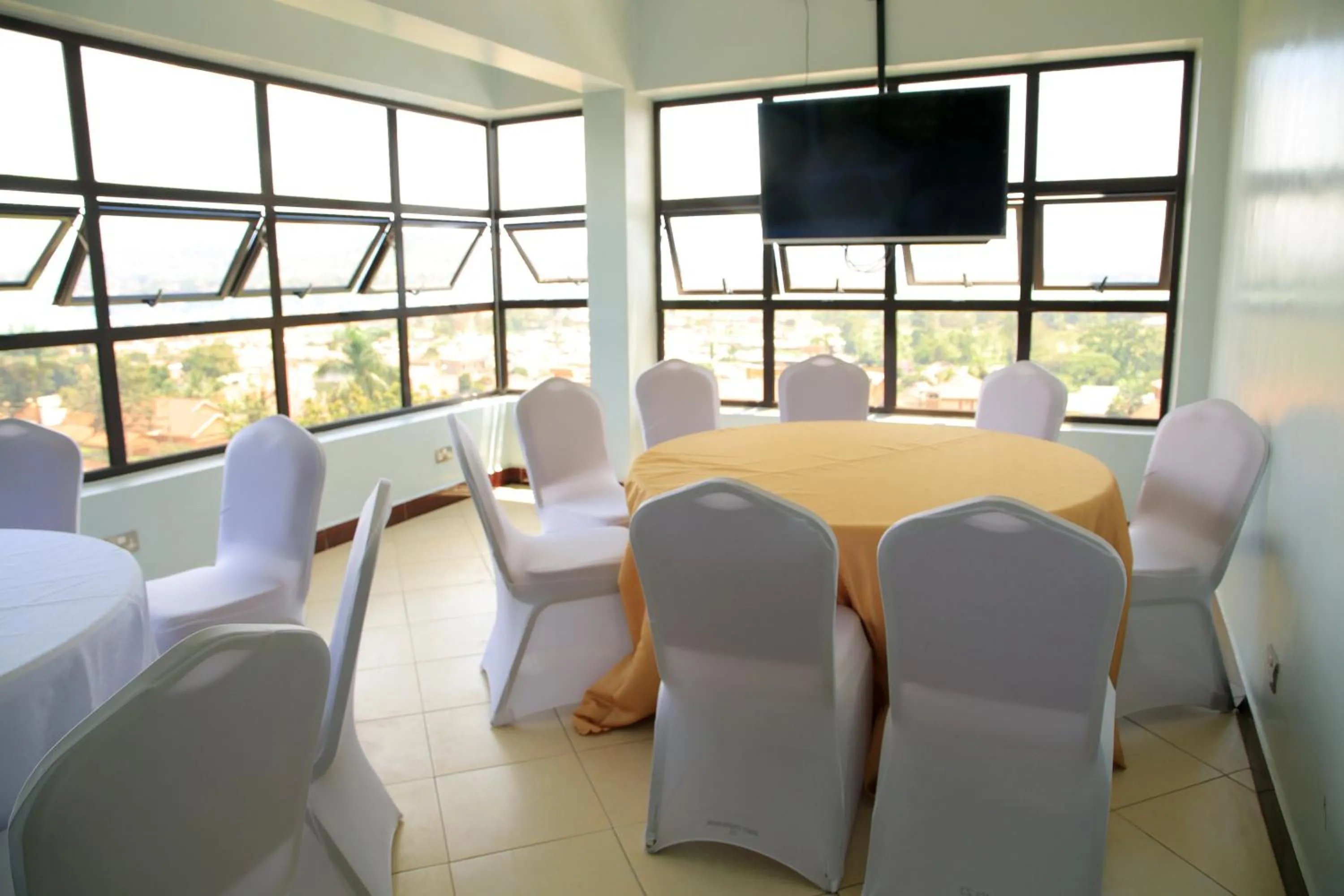 Meeting/conference room in ENN Business Hotel