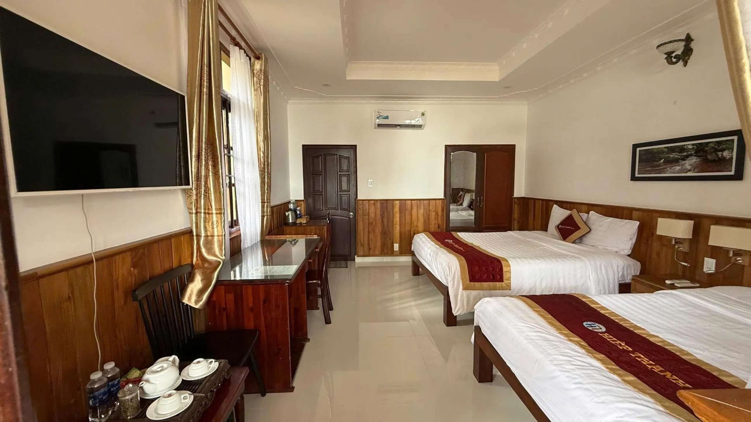 Bed in Hiep Thanh Resort