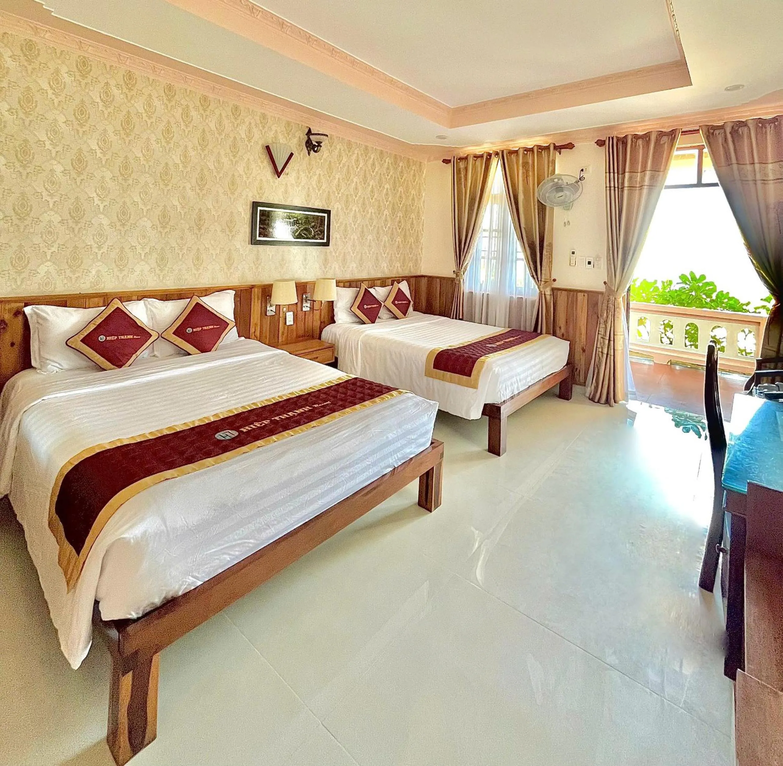 Bed in Hiep Thanh Resort