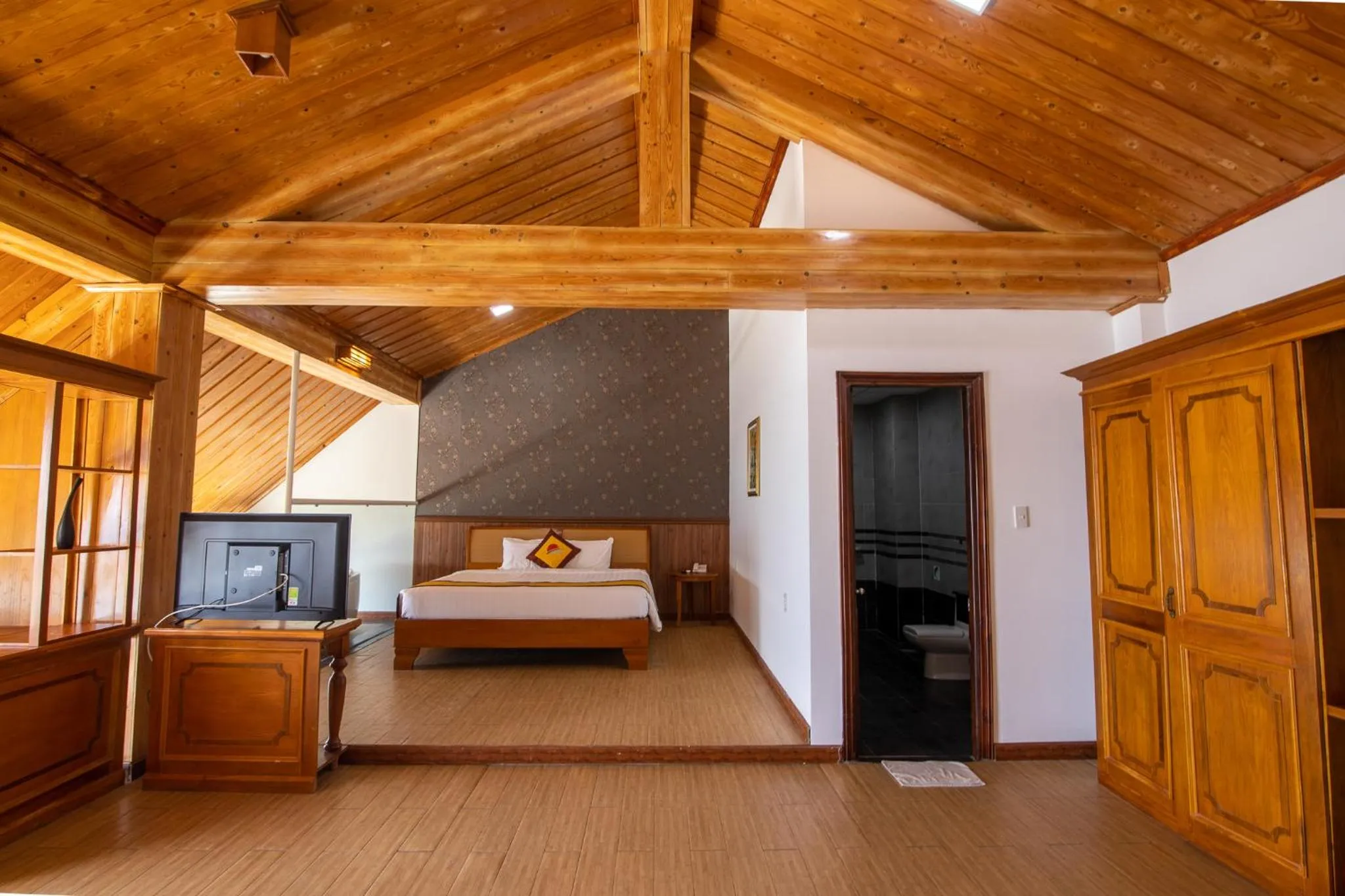 Bathroom, Bed in Sun Viet Resort Phu Quoc