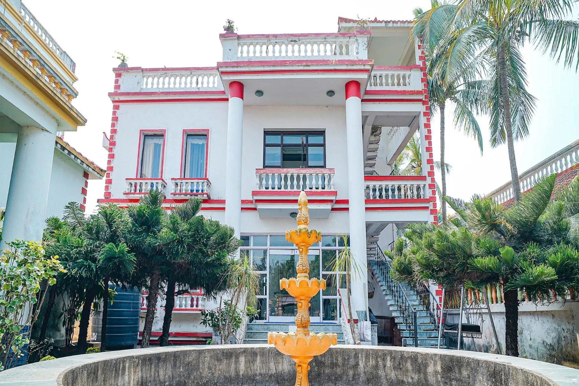 Facade/entrance in FabHotel Prime Indeedcare Resort - 500m from Bakkhali Sea Beach