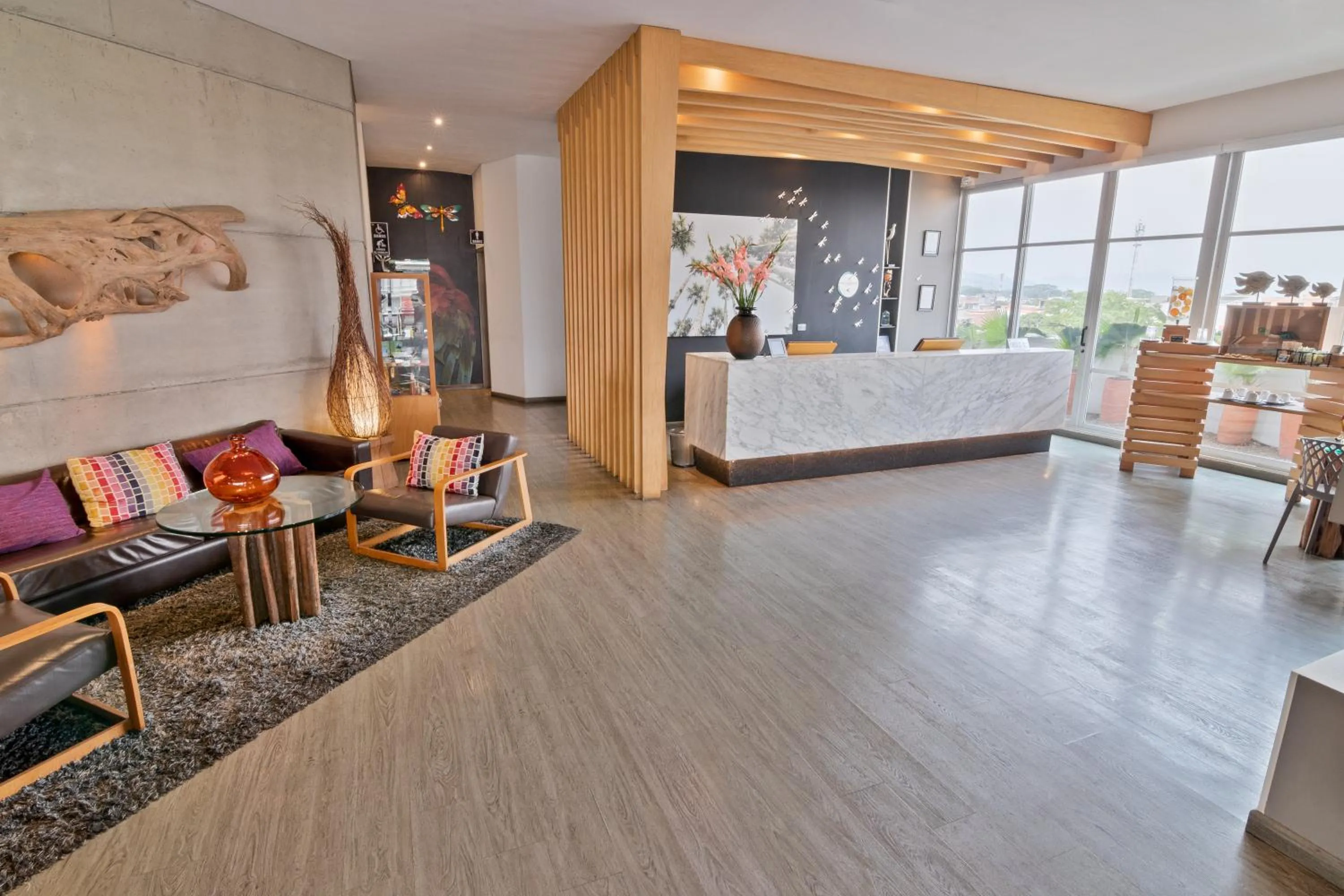 Lobby or reception in GHL Style Yopal