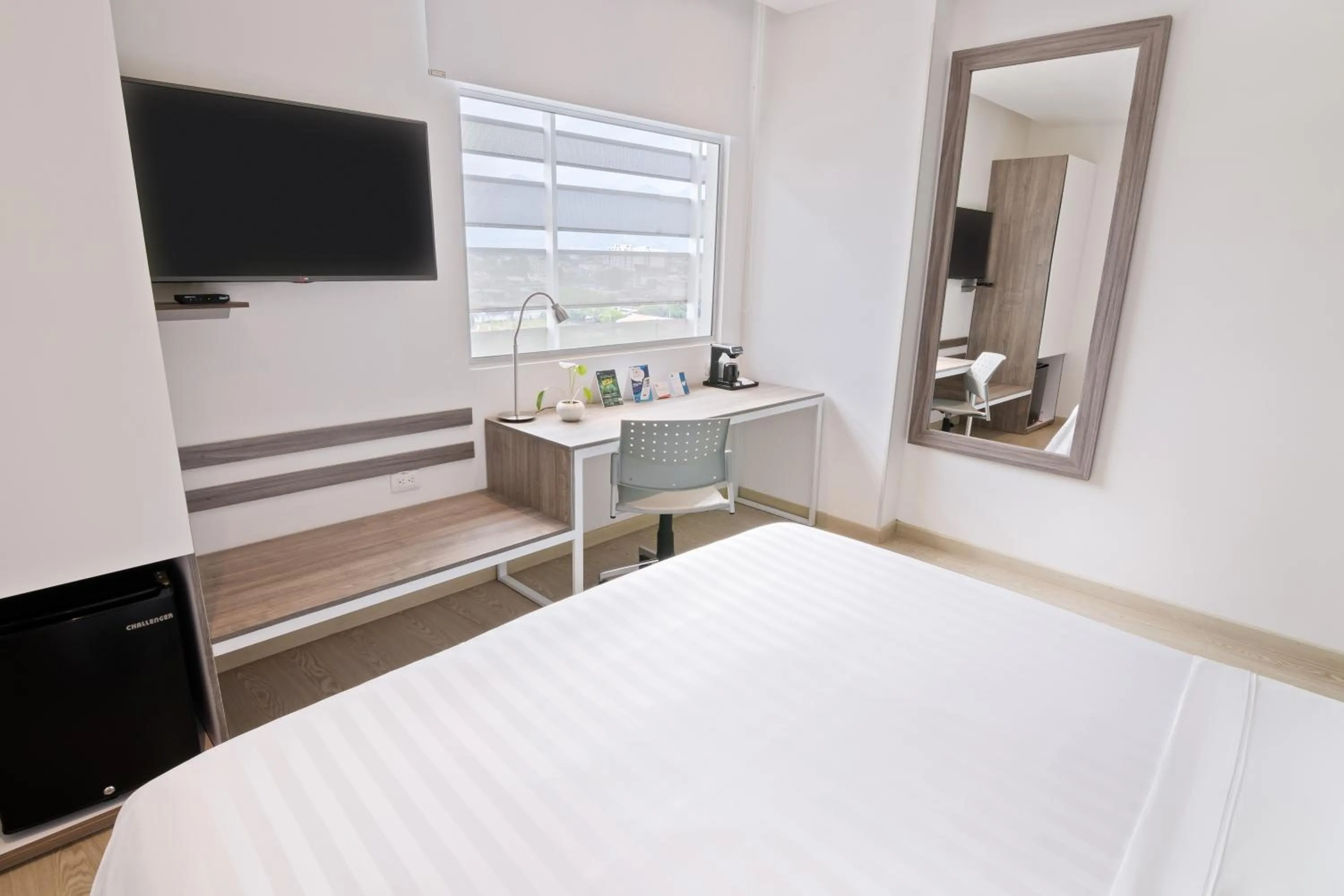 Photo of the whole room, Bed in GHL Style Yopal