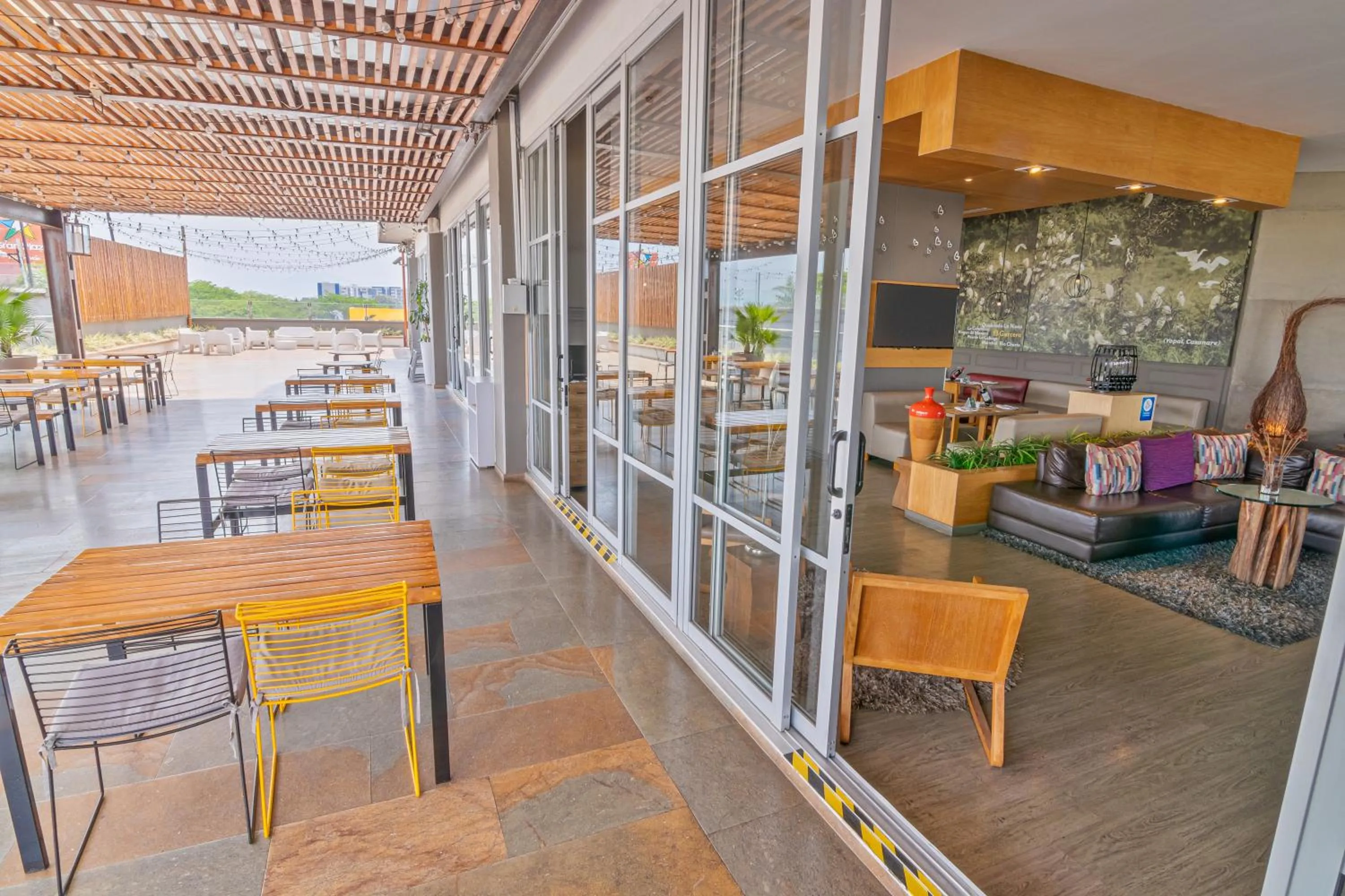 Balcony/Terrace in GHL Style Yopal