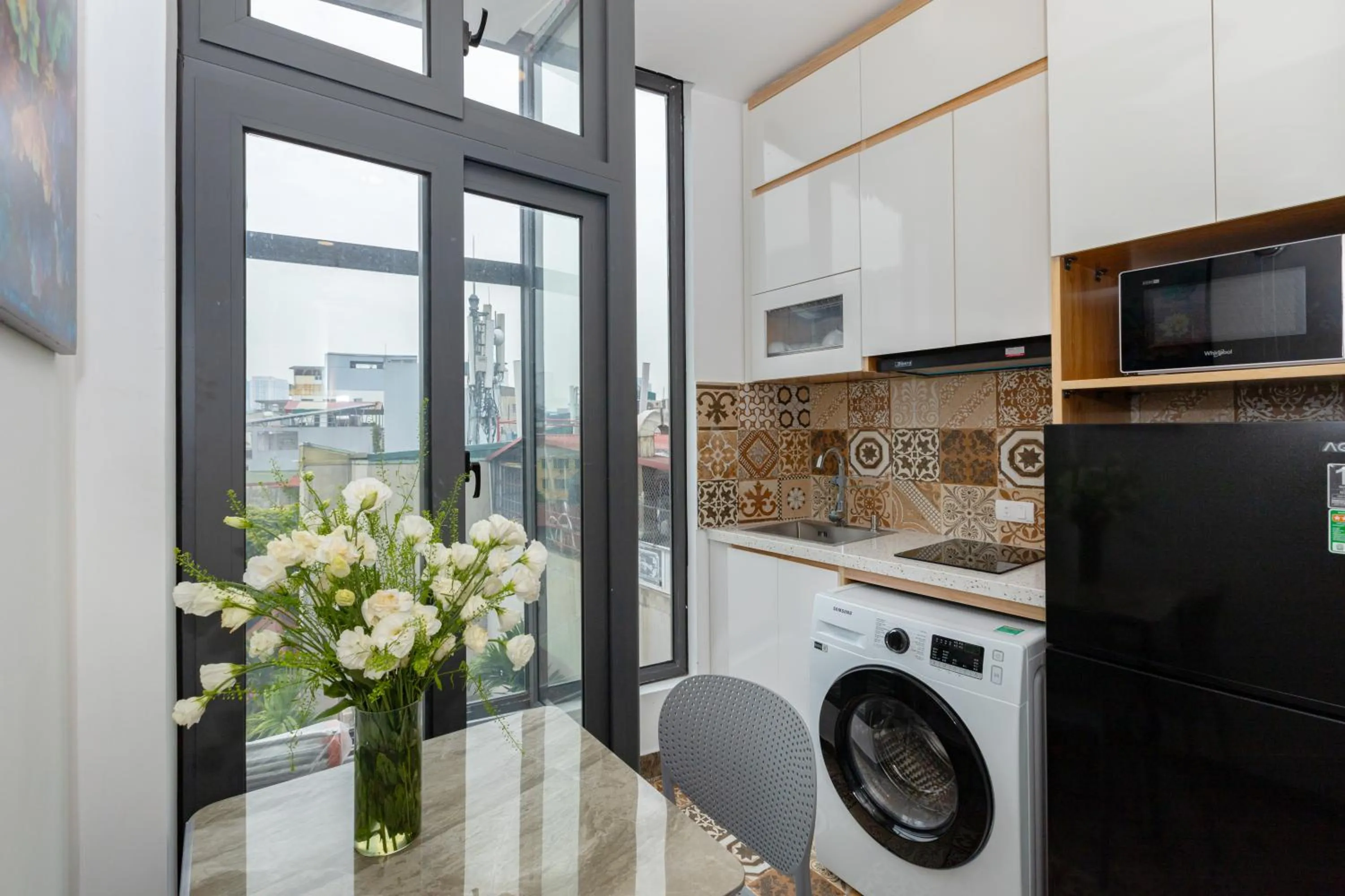 Kitchen or kitchenette in LUMI Hotel & Apartment