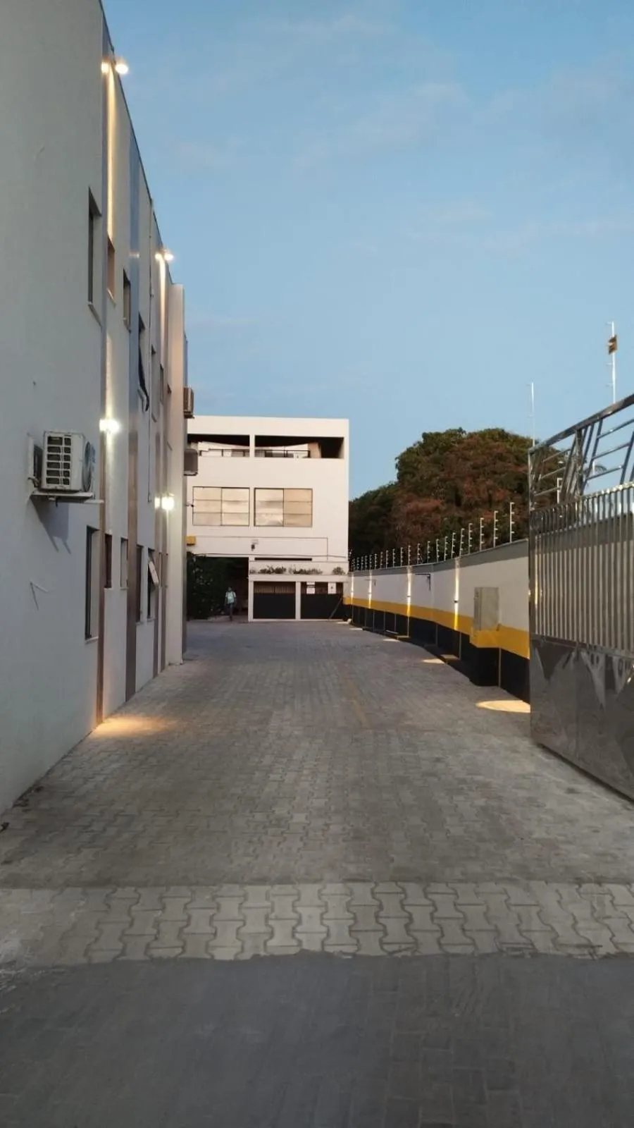 Parking in Faixa Hotel