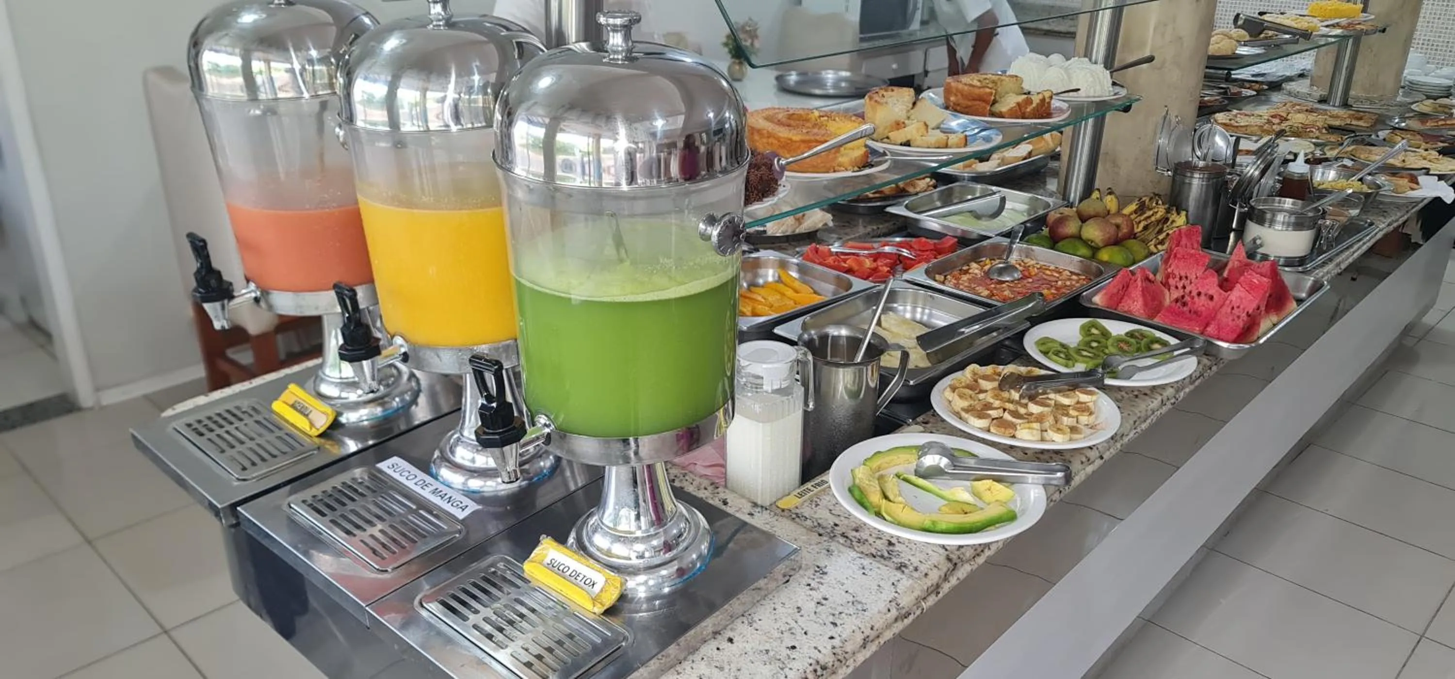 Food and drinks in Faixa Hotel