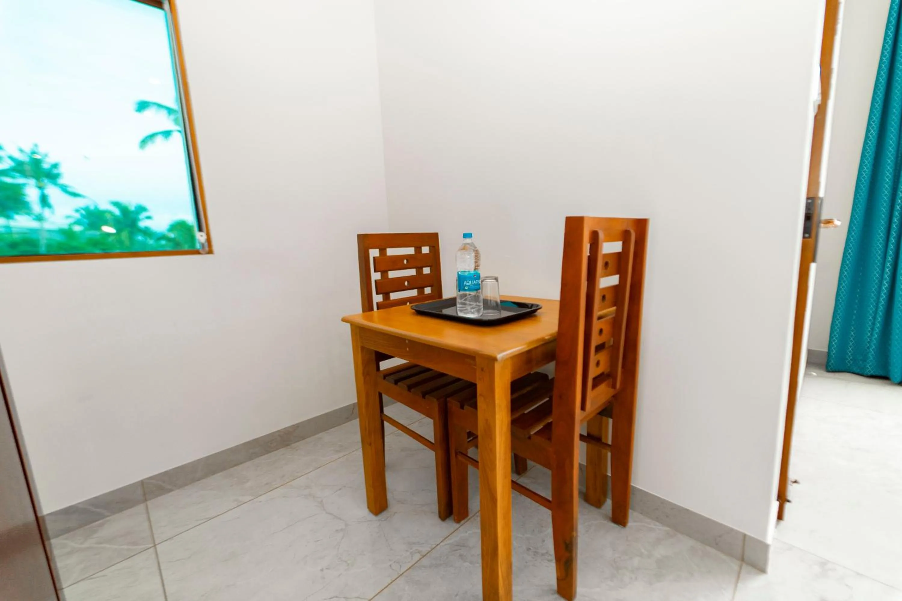 Seating area in Skylar Seaview Beach Resort & Ayurveda Varkala