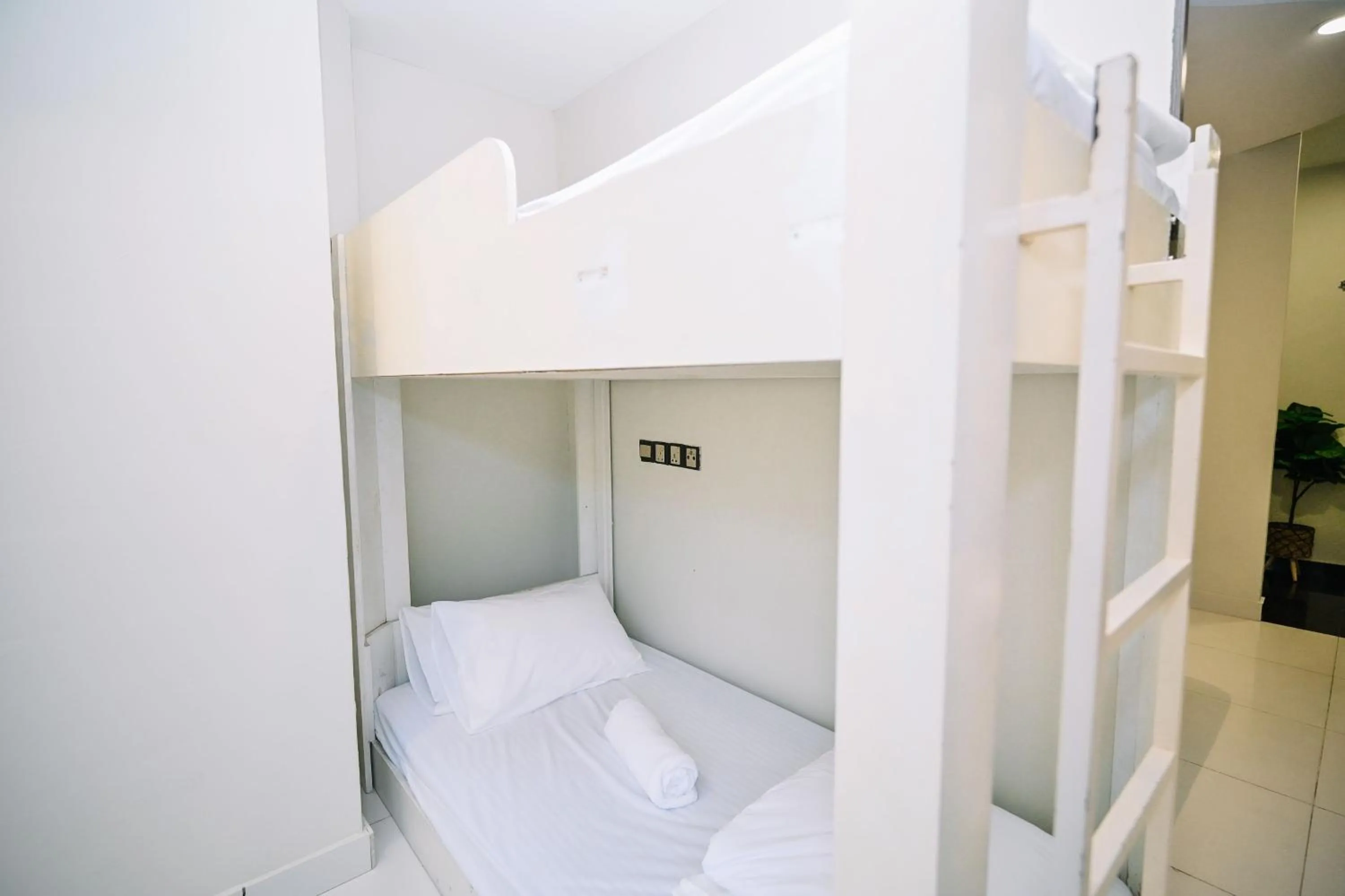 Bed in Swing & Pillows - Masjid Jamek Kuala Lumpur