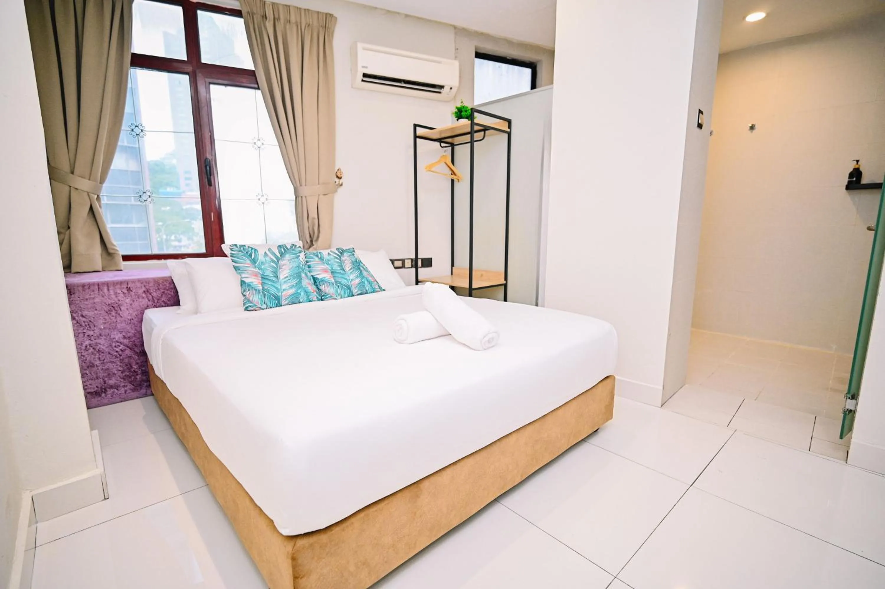 Bed in Swing & Pillows - Masjid Jamek Kuala Lumpur