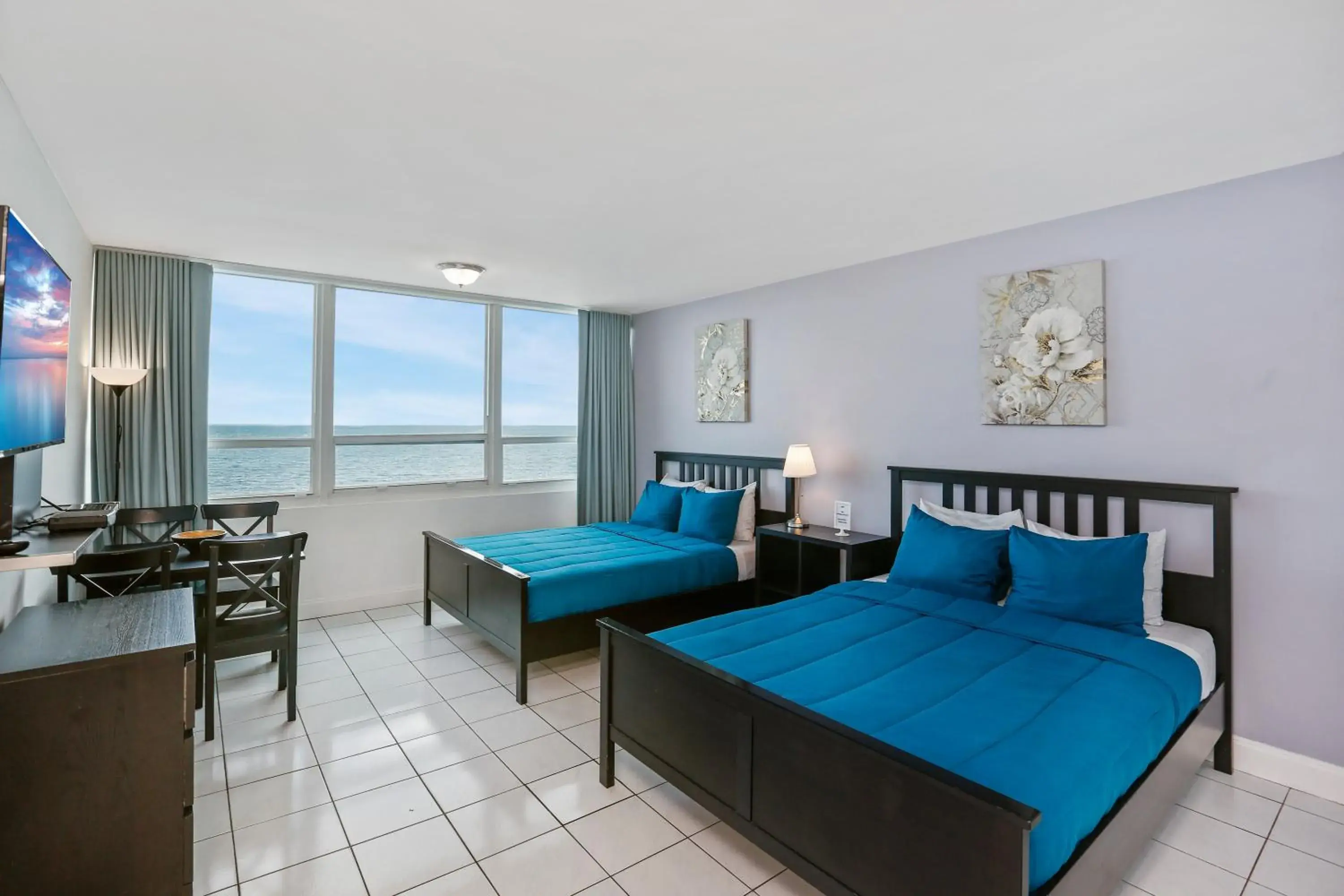Oceanfront Suite with Spectacular Sea View in Miami Beach Apartments by MiaRentals Oceanfront Suite with Spectacular Sea View in Miami Beach Apartments by MiaRentals