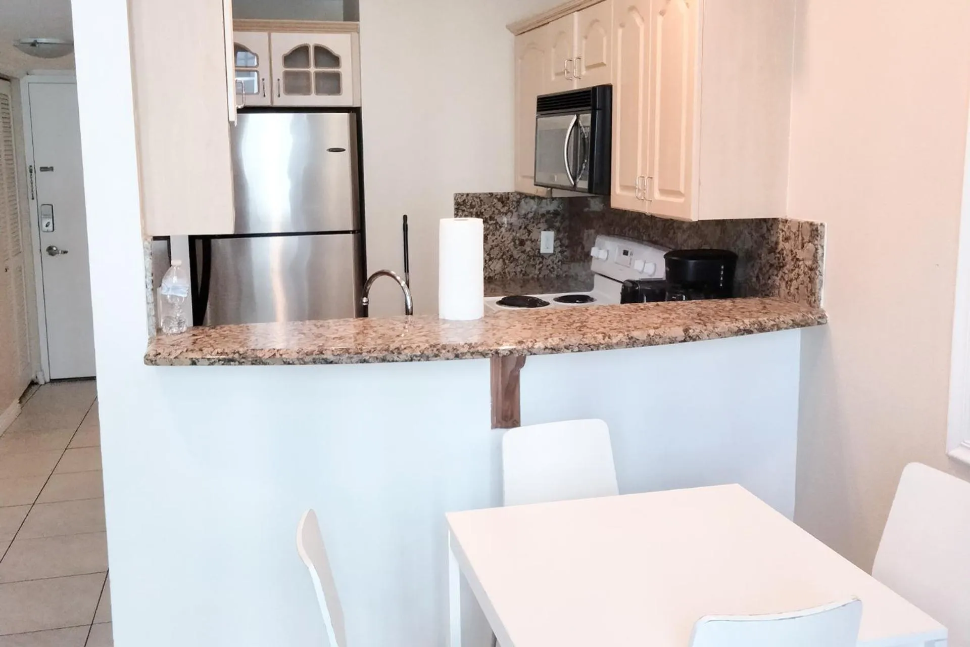 Miami Beach Apartments by MiaRentals