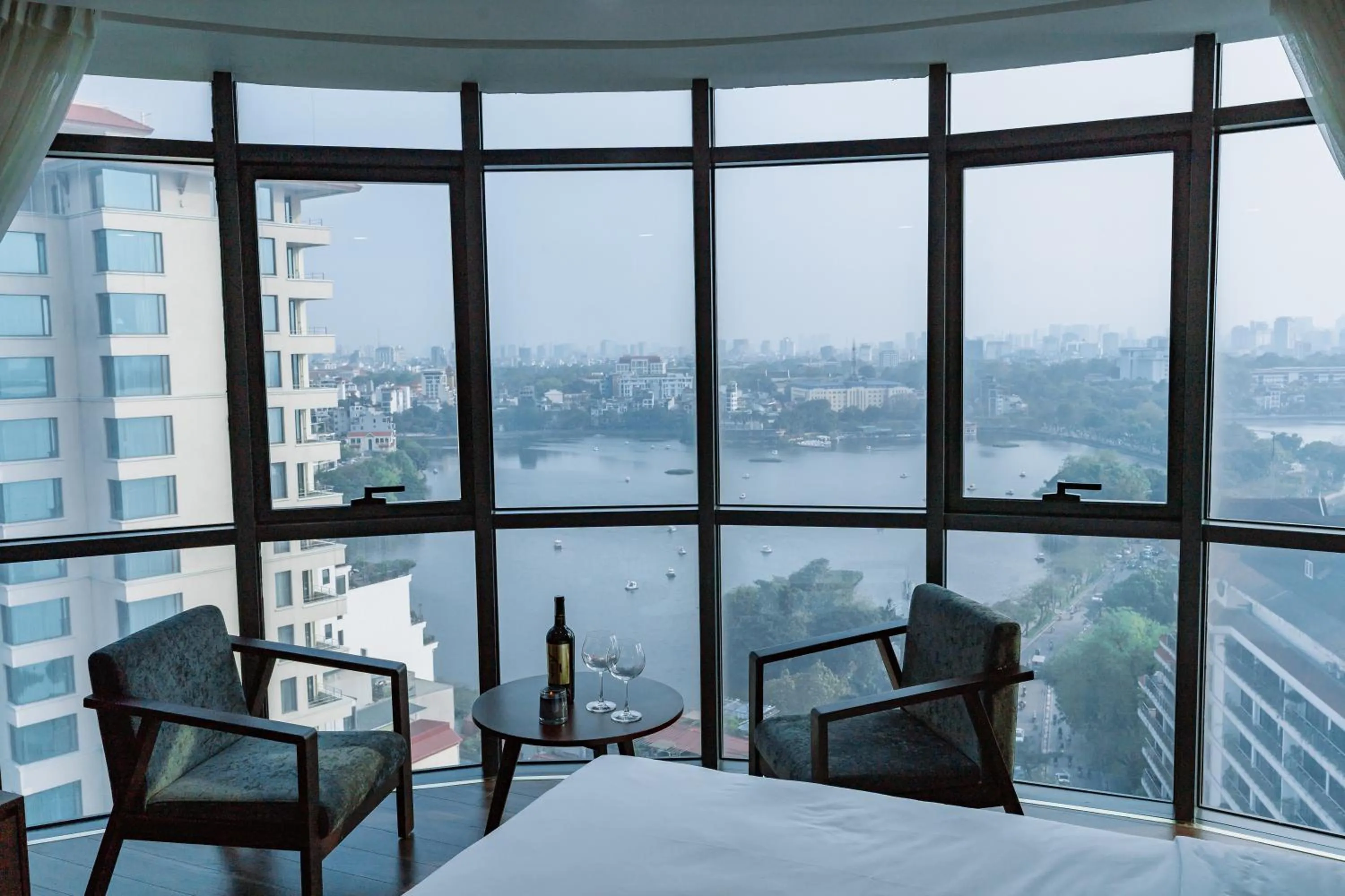 Photo of the whole room, Bed in Legend Westlake Hotel