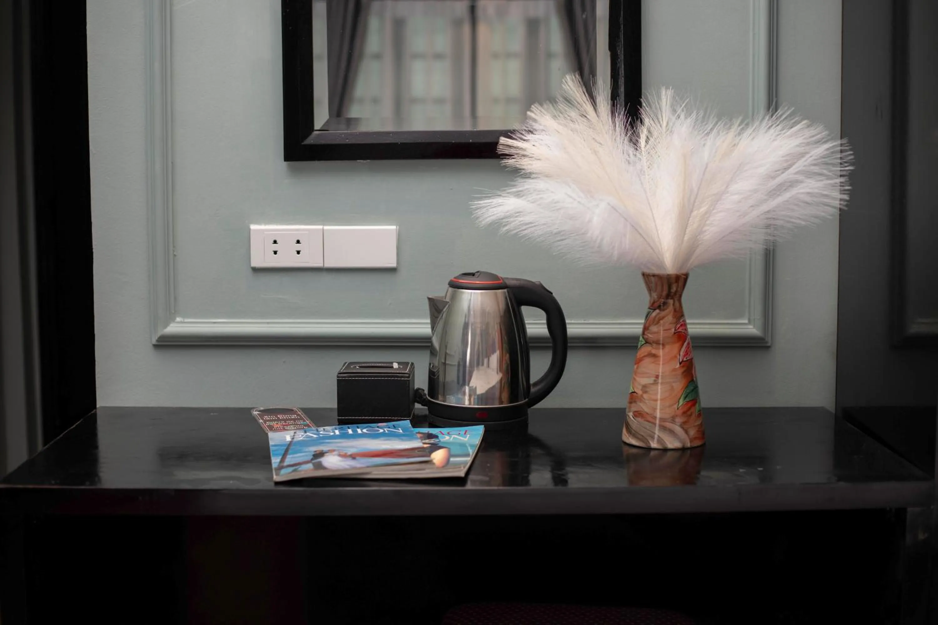 Coffee/tea facilities in Madelise Amica Hotel and Travel