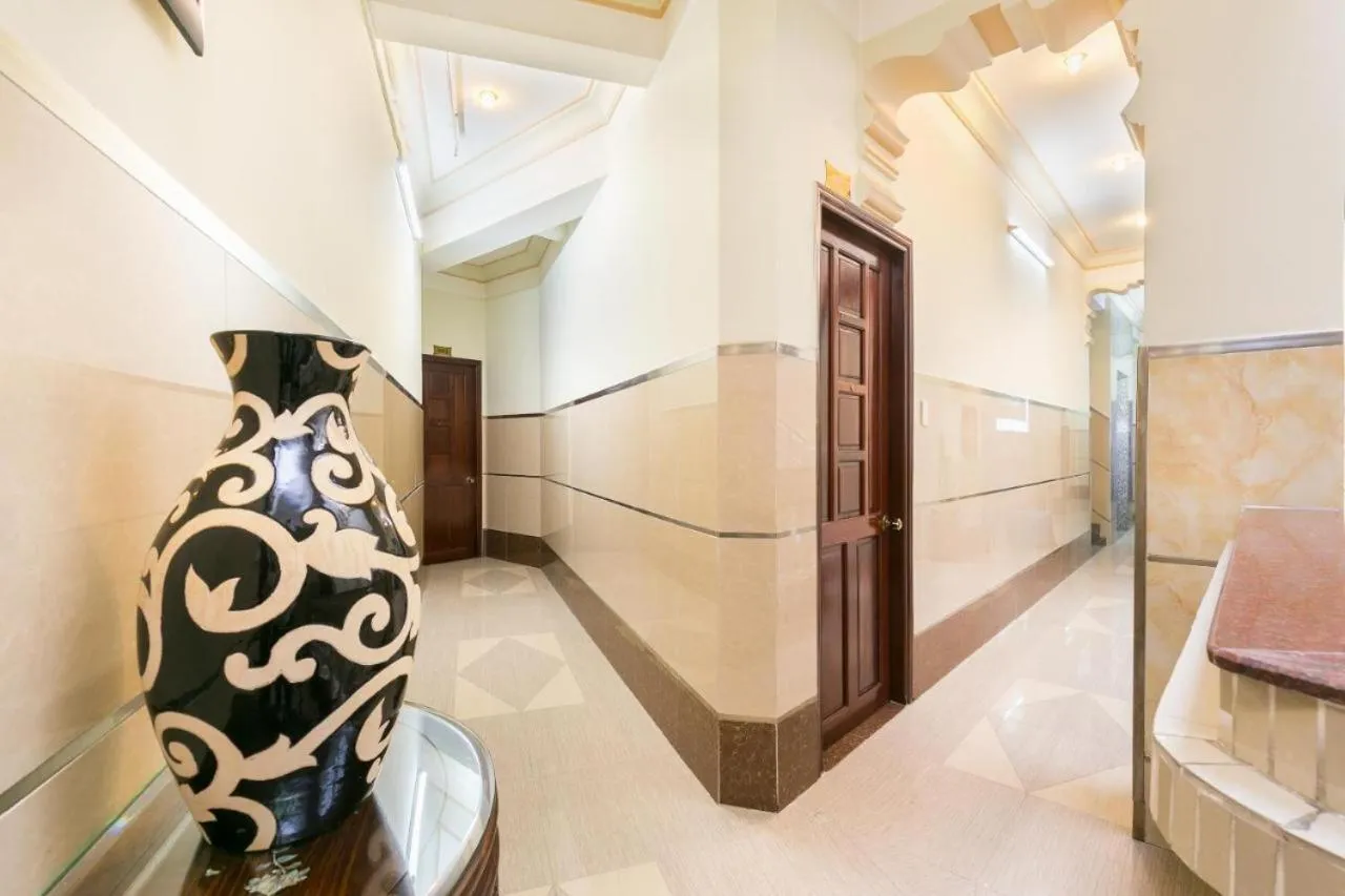 Tan Dat Hoa Hotel & Massage