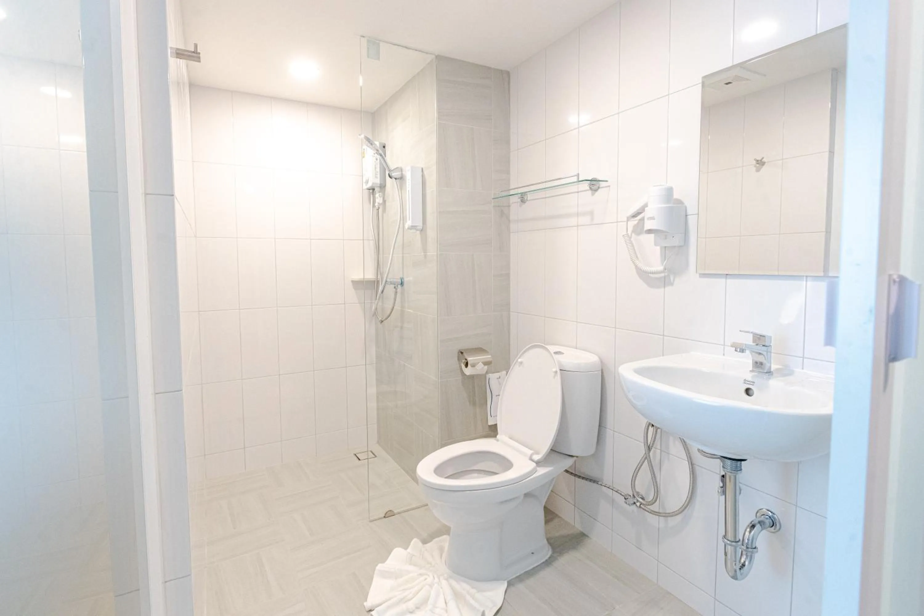 Shower in วัน บัดเจท ตาก แม่สอด One Budget Hotel Tak Maesot