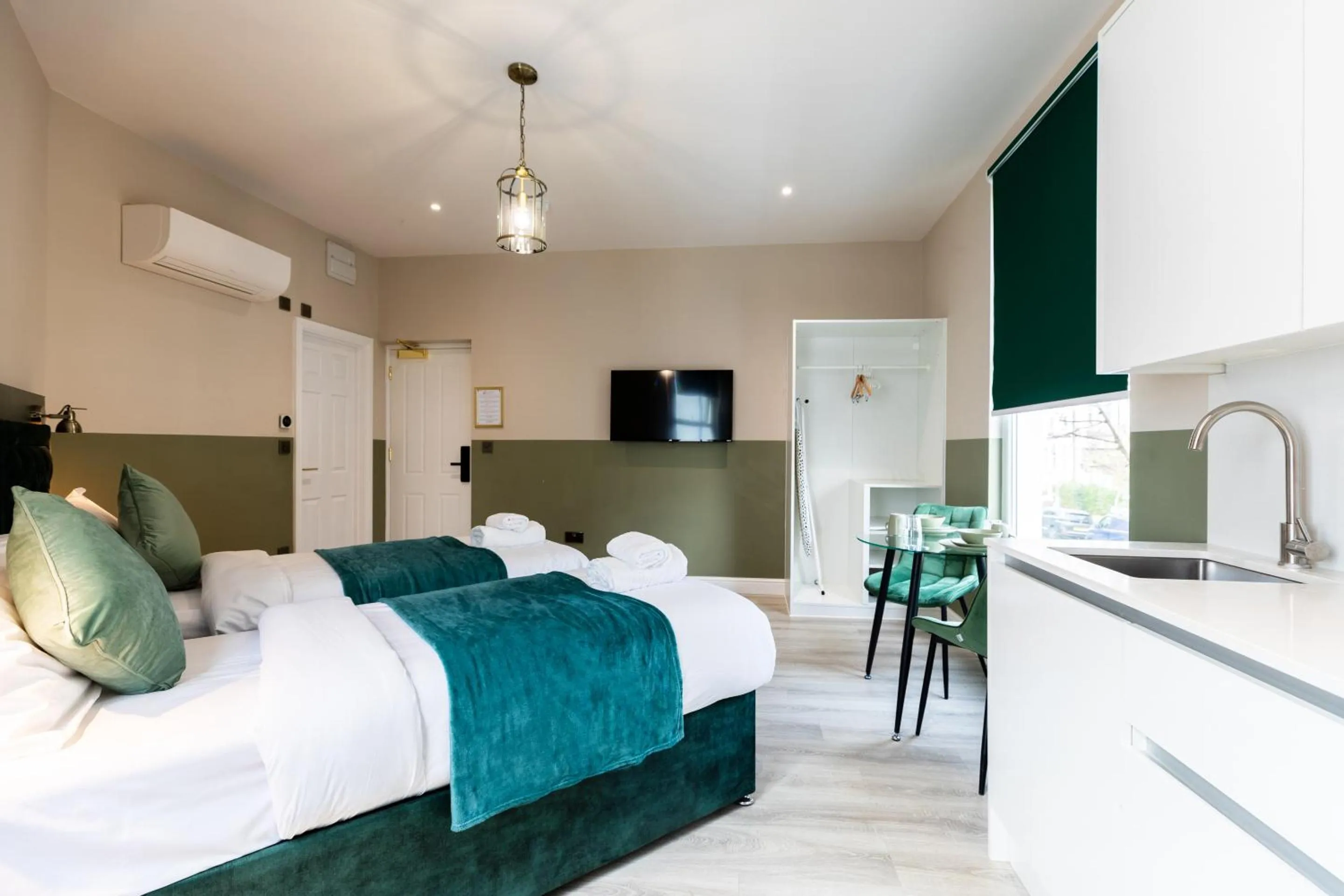 Bedroom, Bed in The Chapter Hotels - Finsbury Park