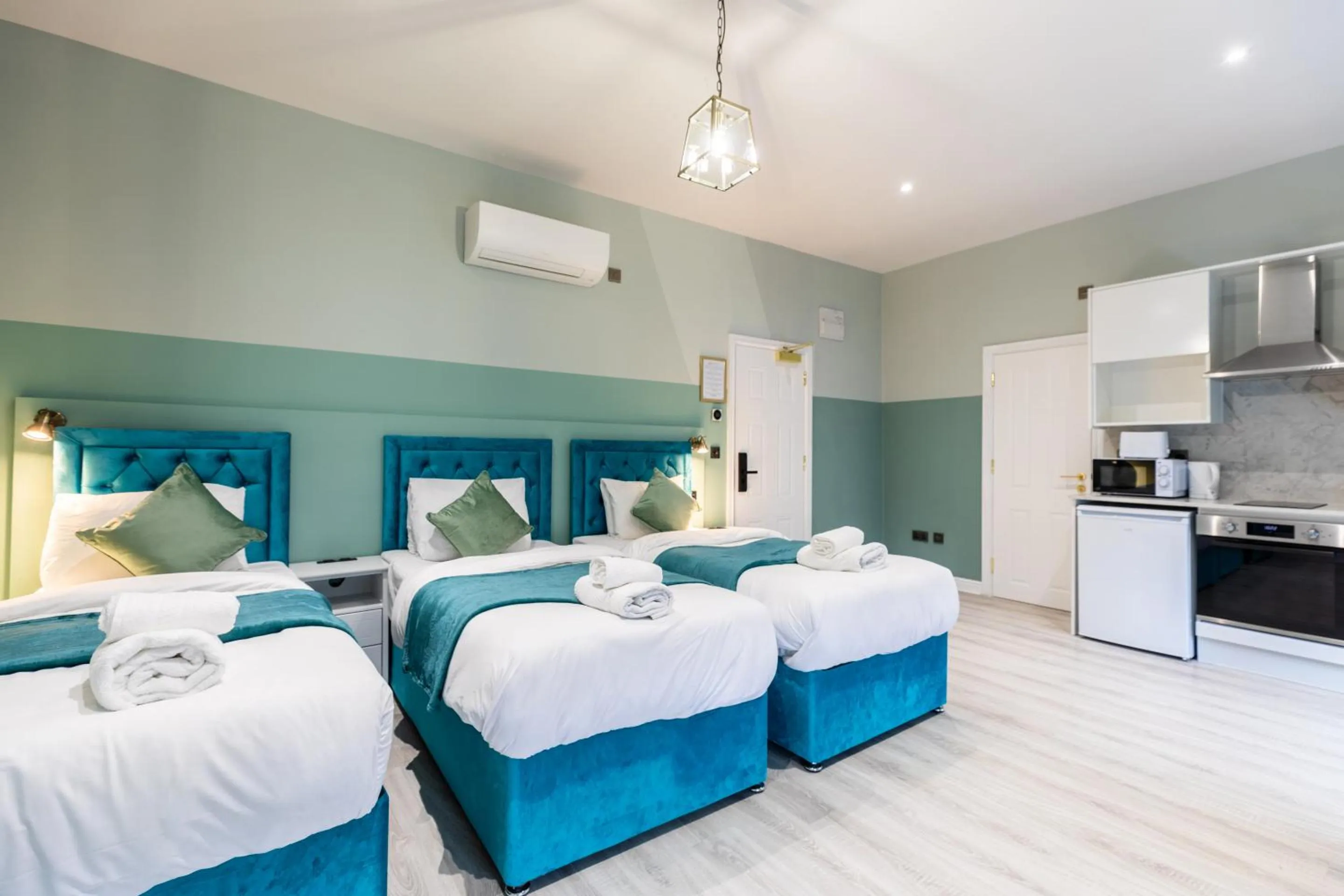 Bedroom, Bed in The Chapter Hotels - Finsbury Park