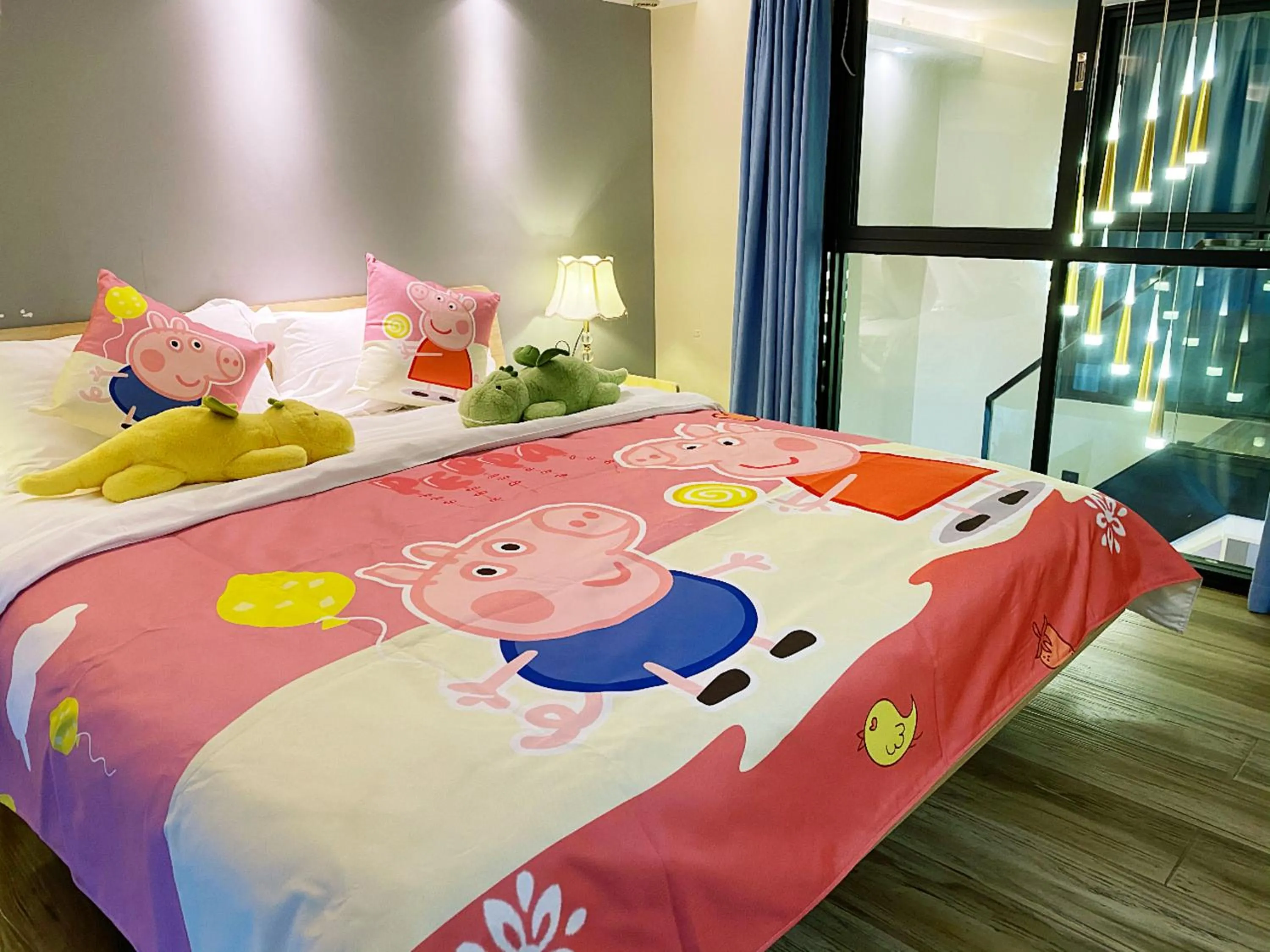 Bedroom, Bed in Serveyou International Apartment - Free Airport Pickup Service & Free Canton Fair Shuttle Bus