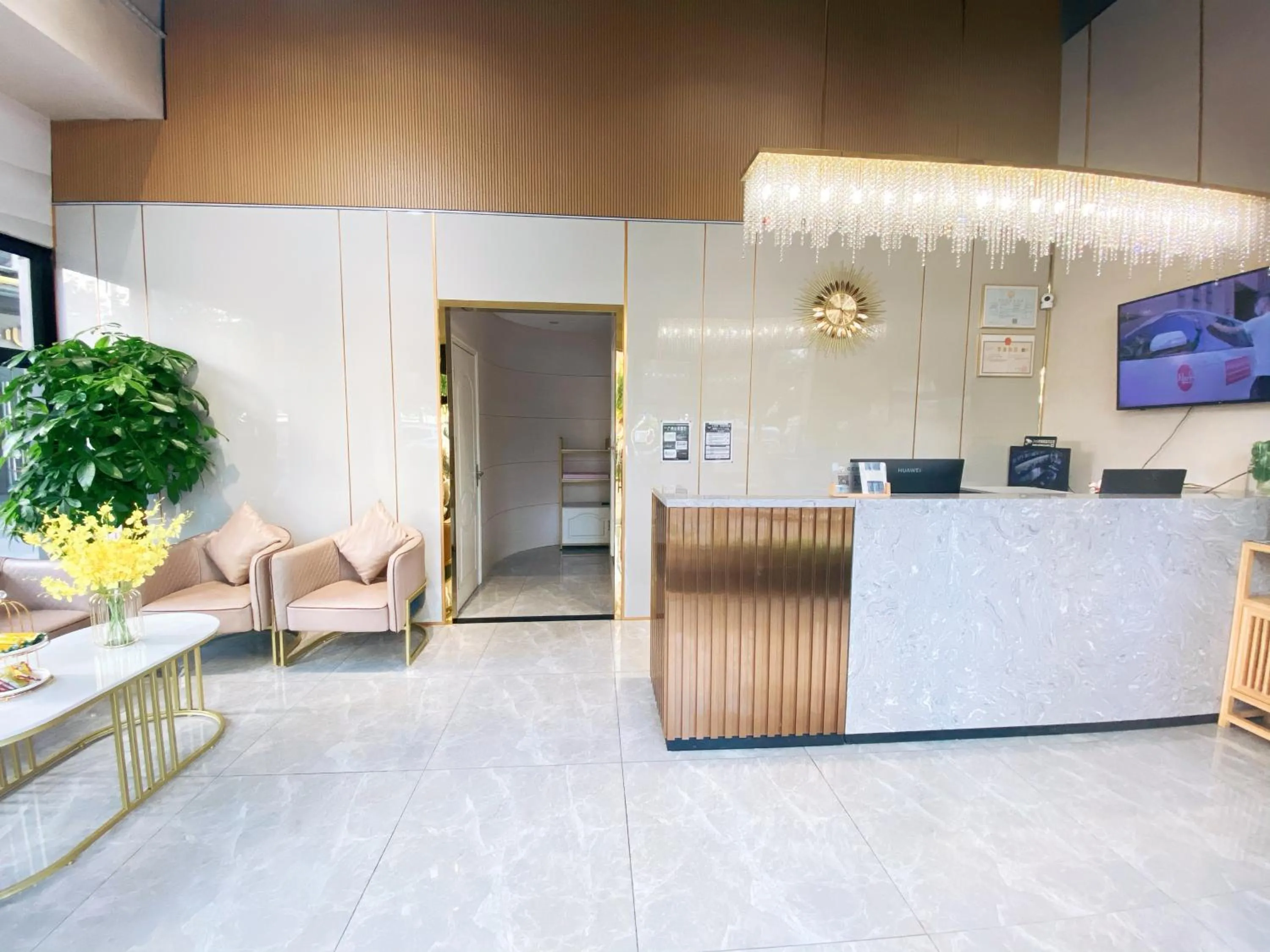 Lobby or reception in Serveyou International Apartment - Free Airport Pickup Service & Free Canton Fair Shuttle Bus