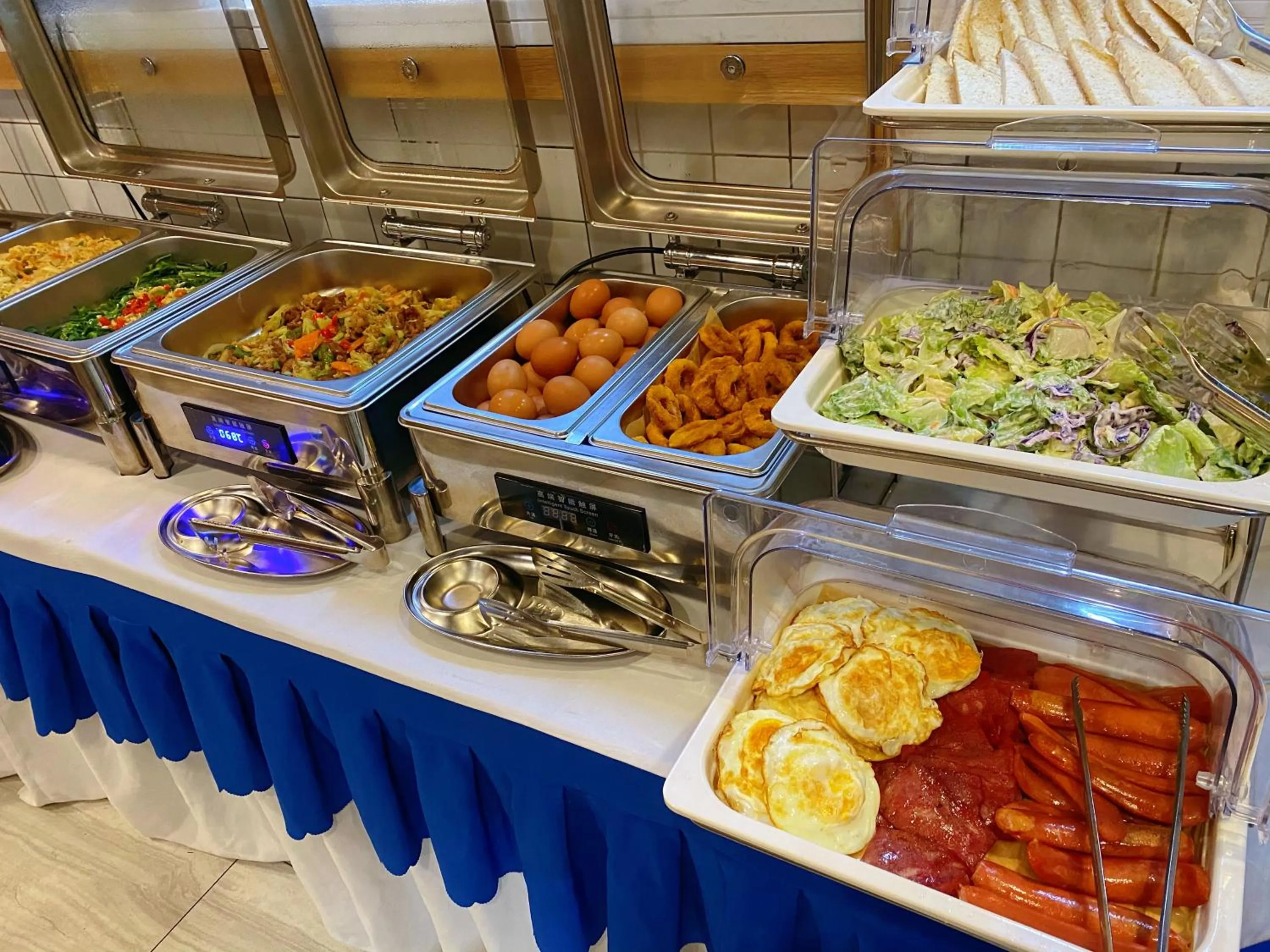 Breakfast in Serveyou International Apartment - Free Airport Pickup Service & Free Canton Fair Shuttle Bus