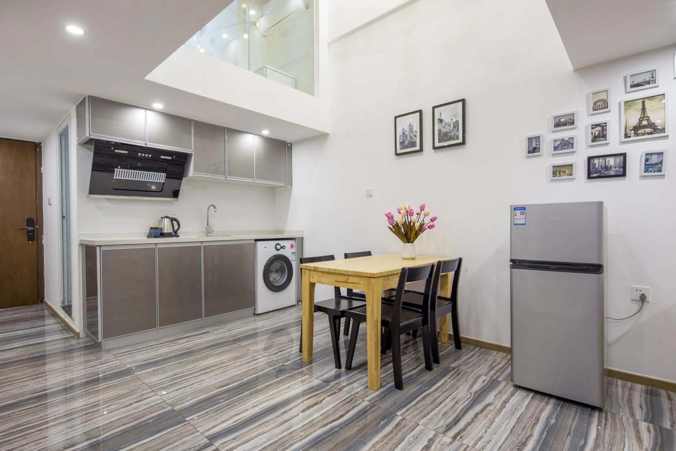 Dining area in Serveyou International Apartment - Free Airport Pickup Service & Free Canton Fair Shuttle Bus