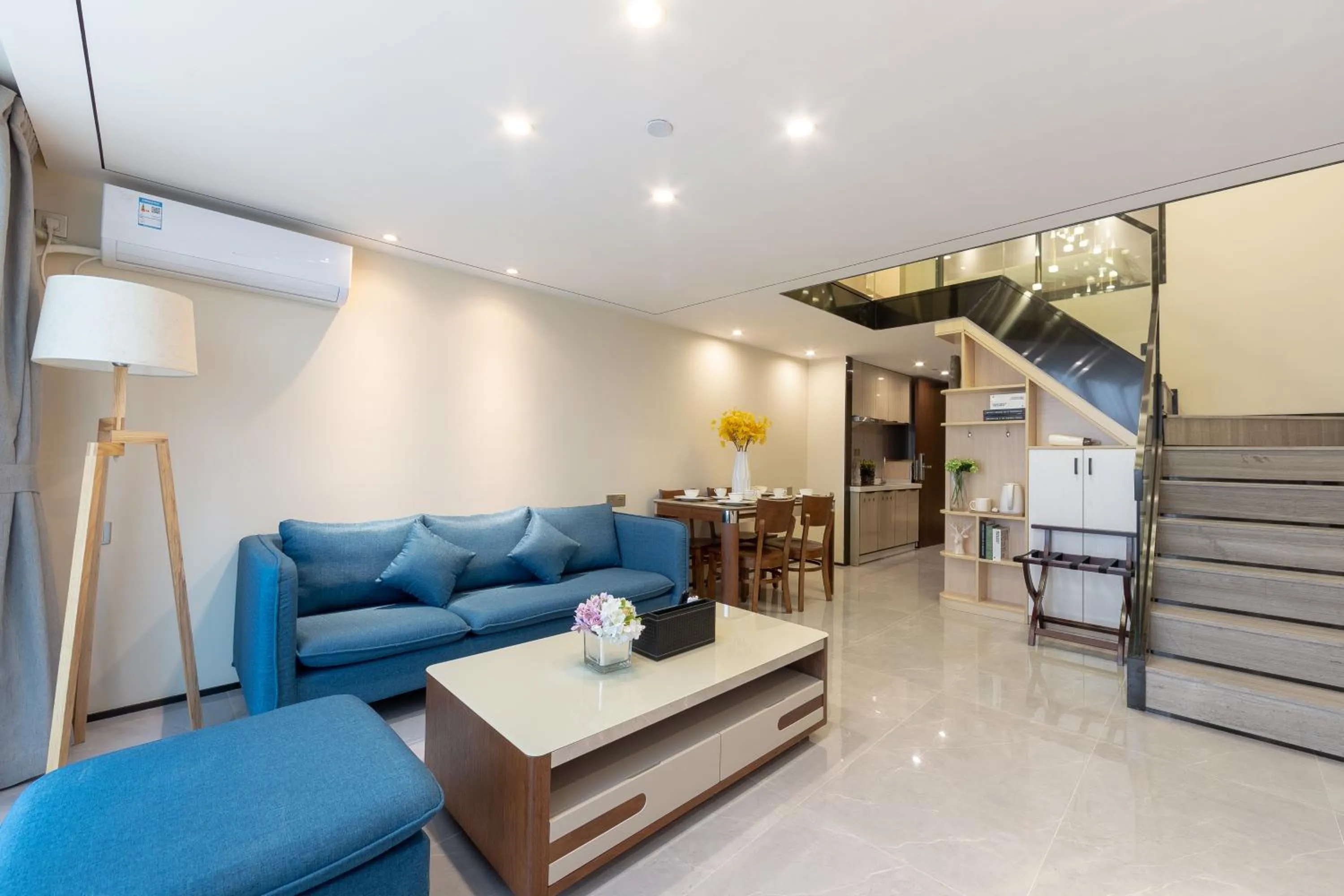 Living room in Serveyou International Apartment - Free Airport Pickup Service & Free Canton Fair Shuttle Bus