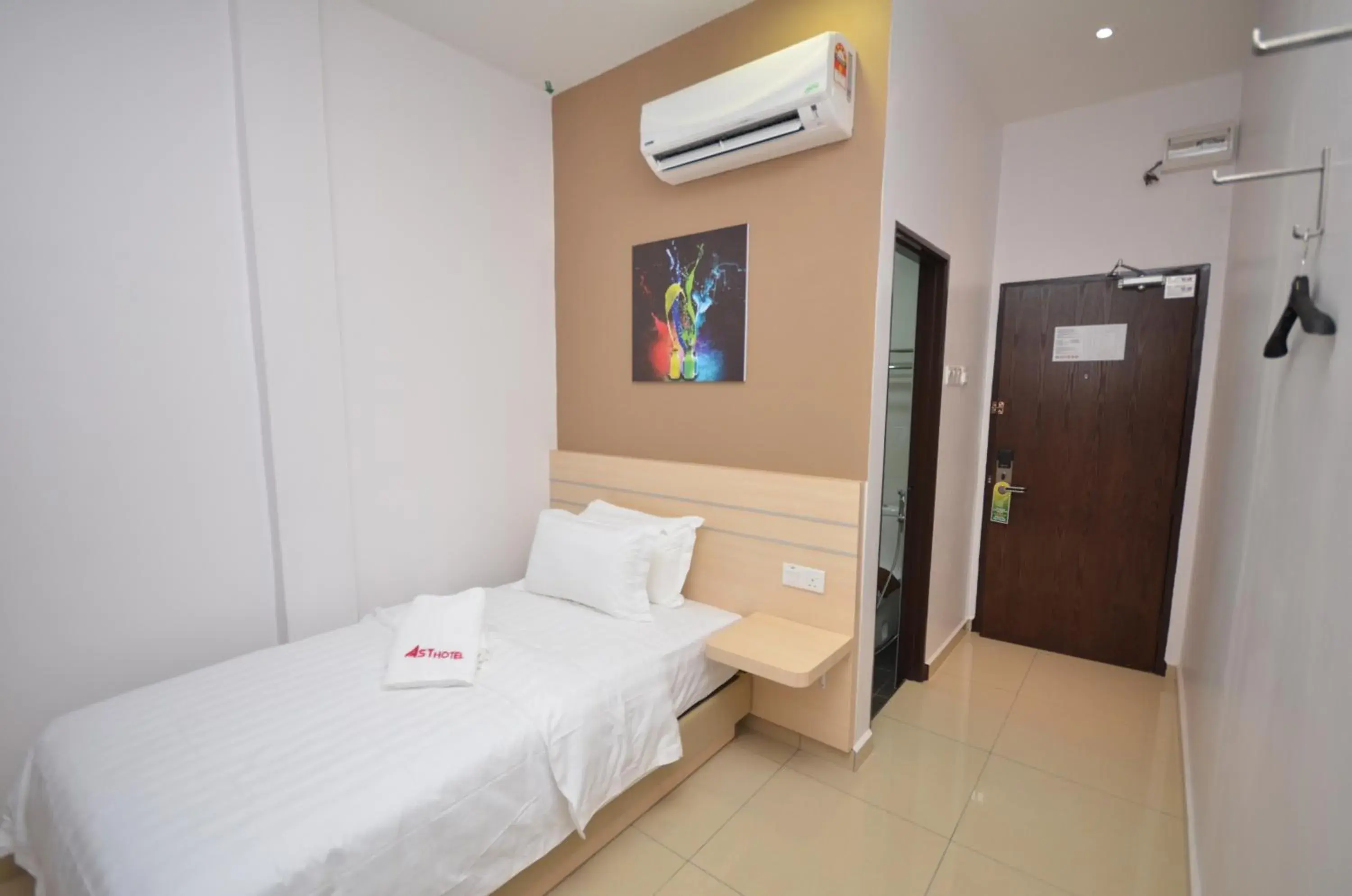 Premier Single Room with Window in AST Hotel Premier Single Room with Window in AST Hotel