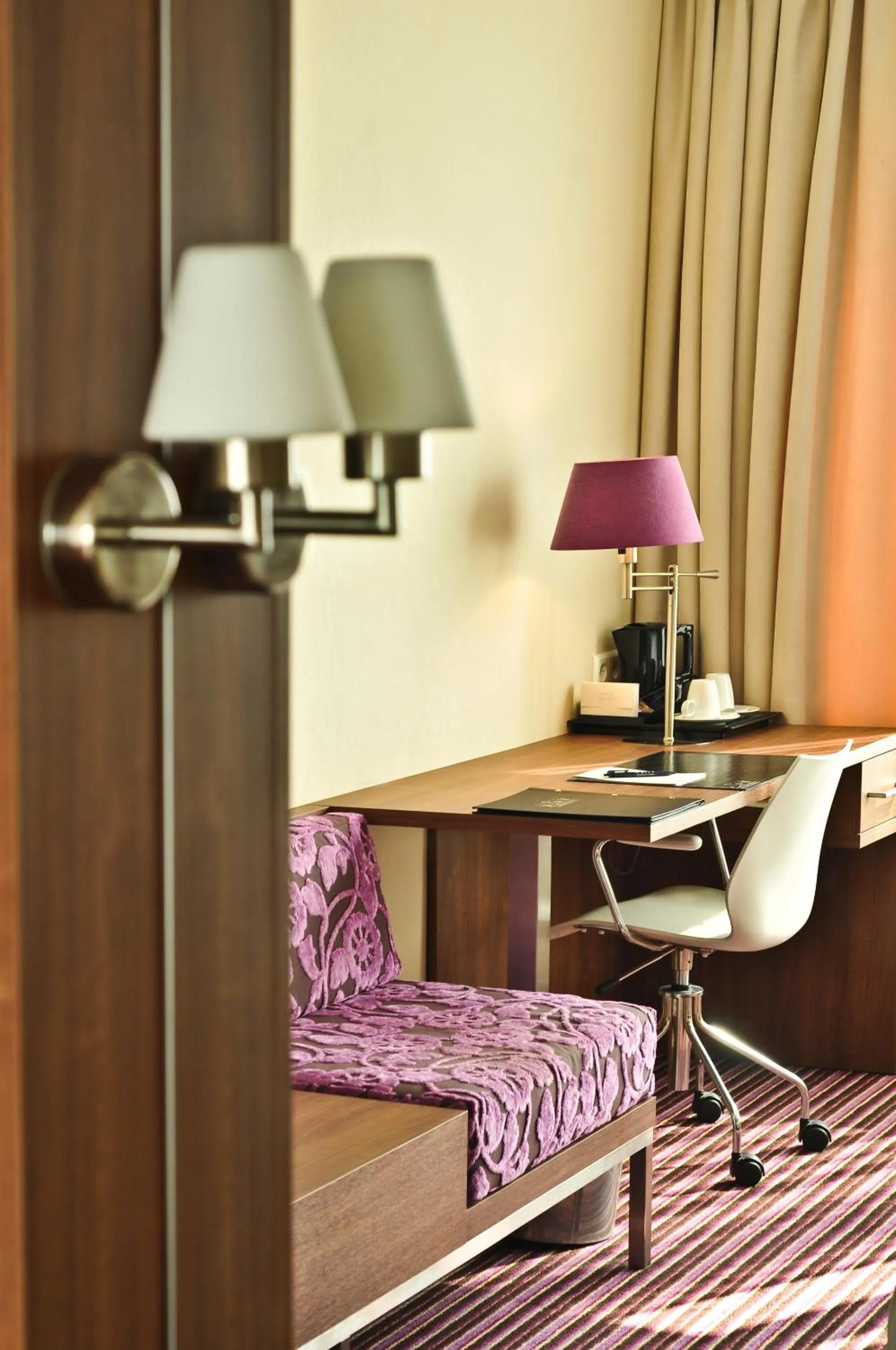 Seating area in Van der Valk Hotel Rotterdam Ridderkerk