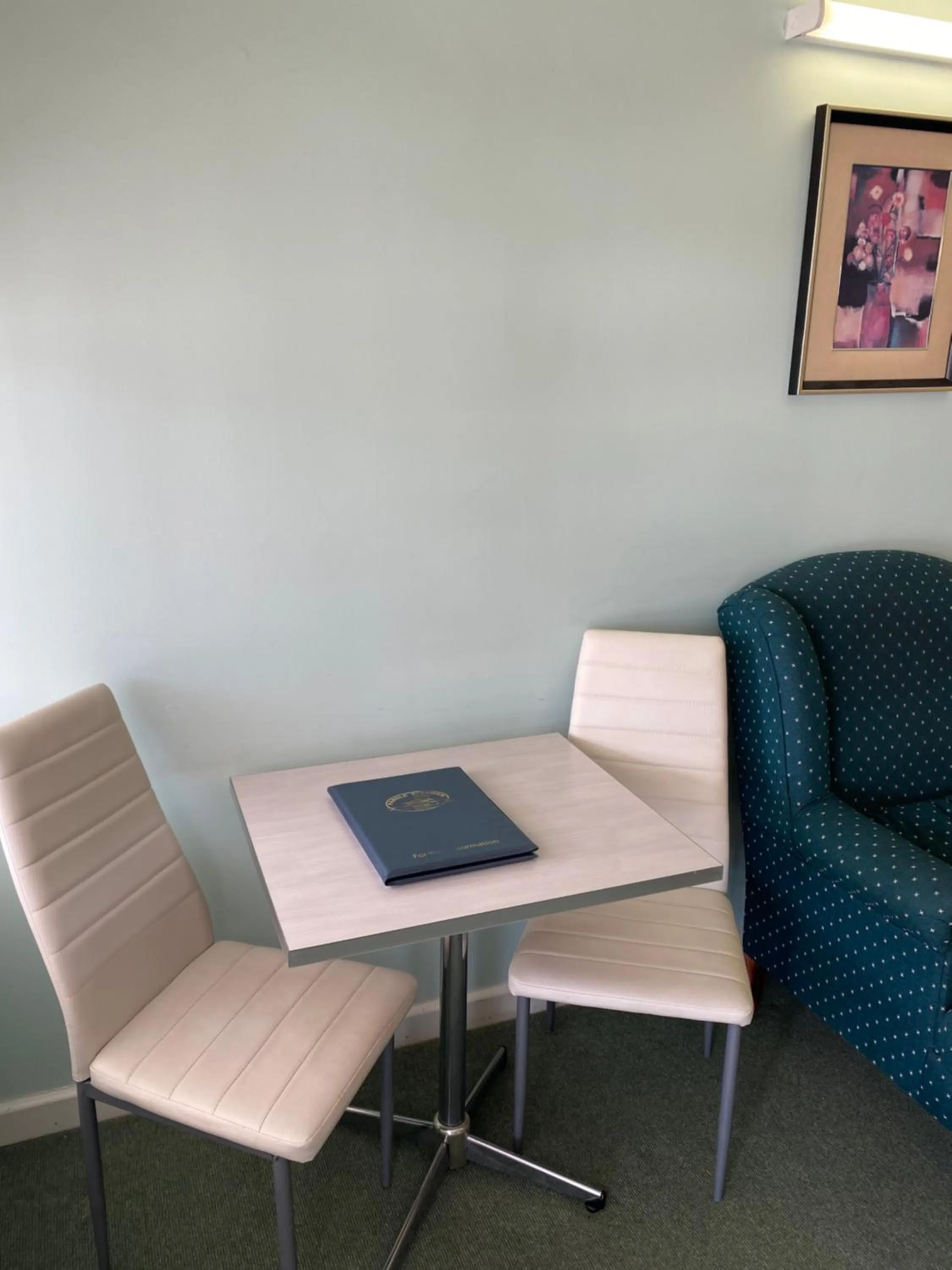 Dining area in Paddle Steamer Motel