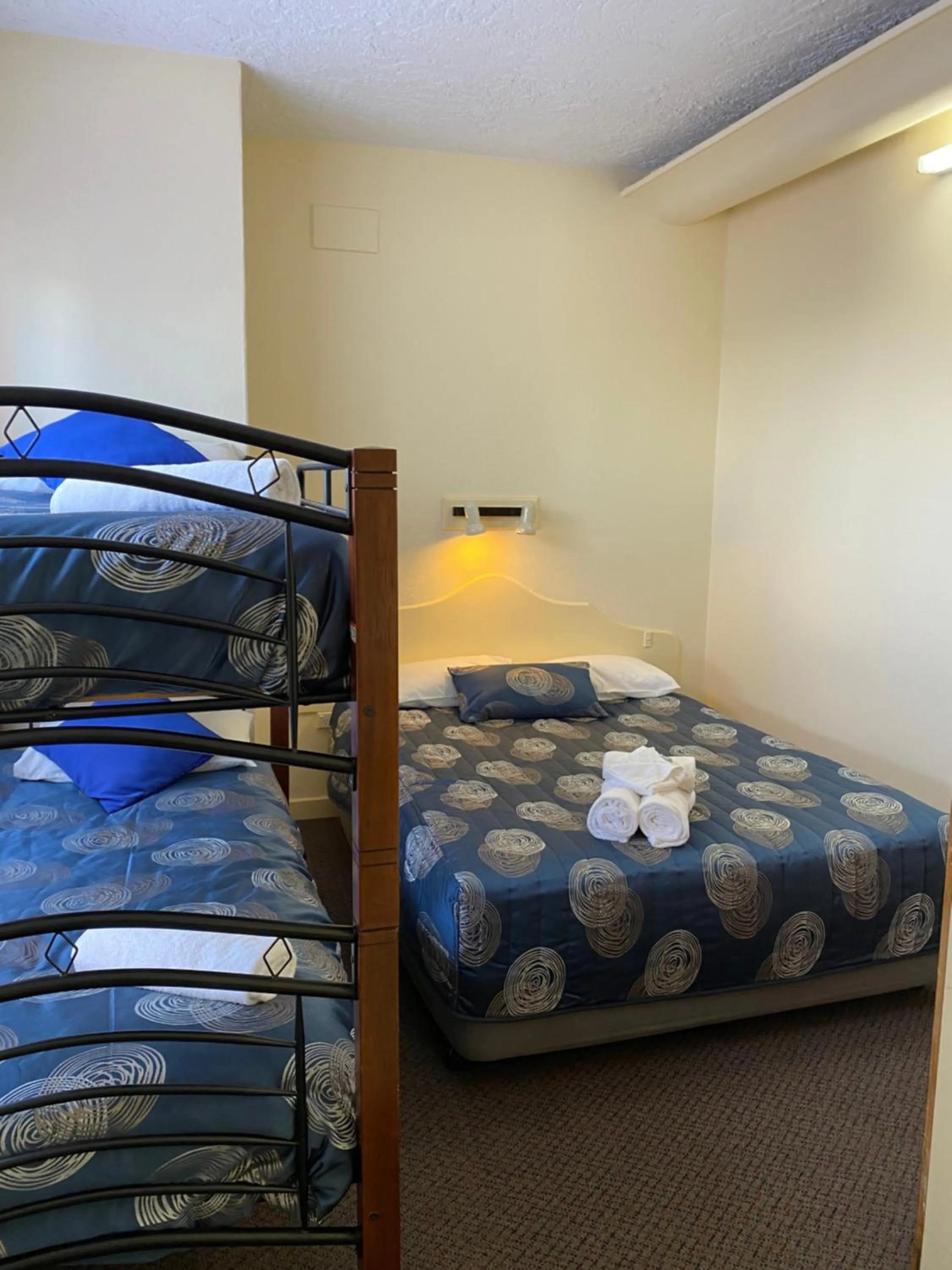 Bed in Paddle Steamer Motel