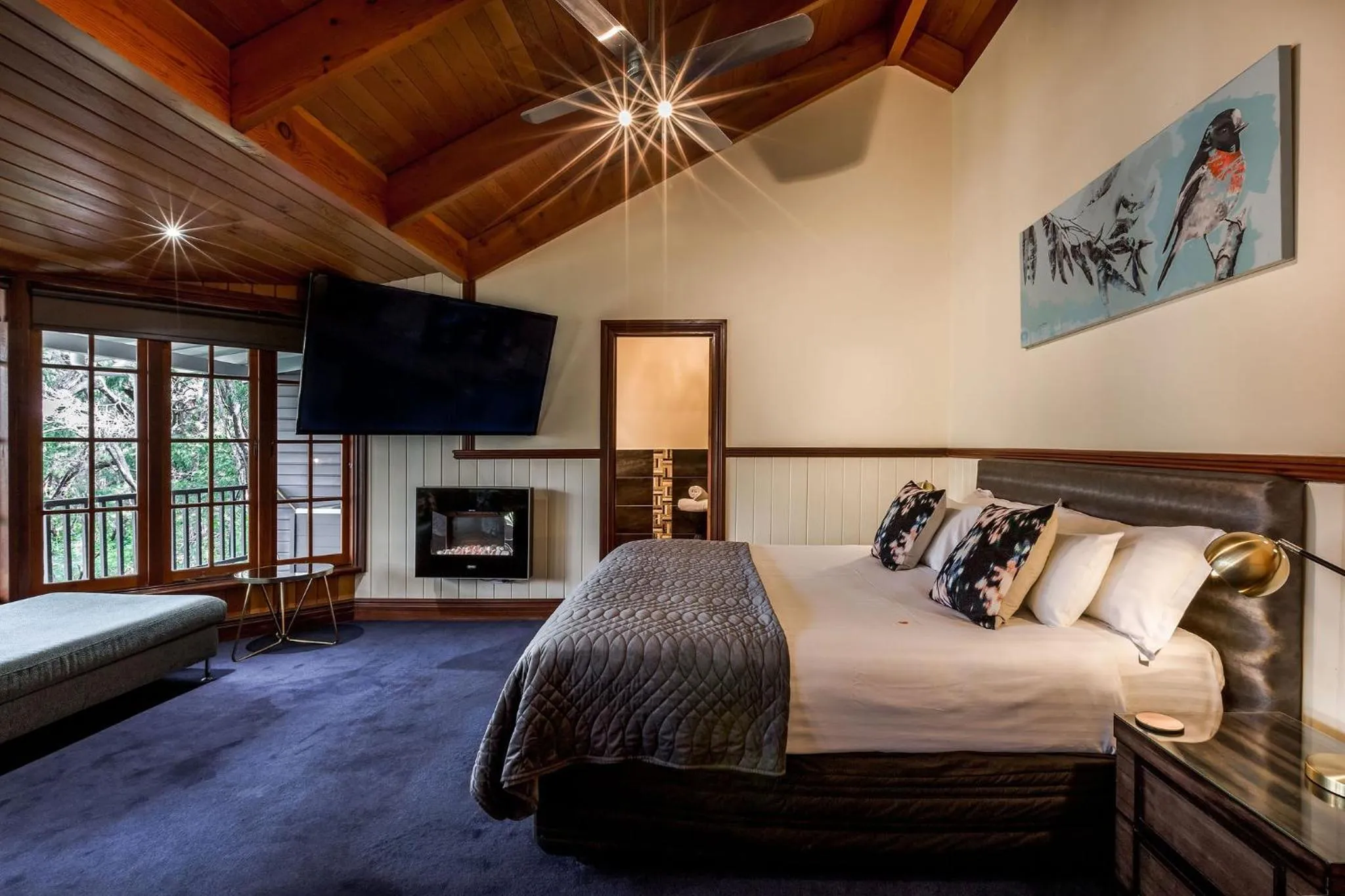 Bed in Yallingup Lodge Spa Retreat