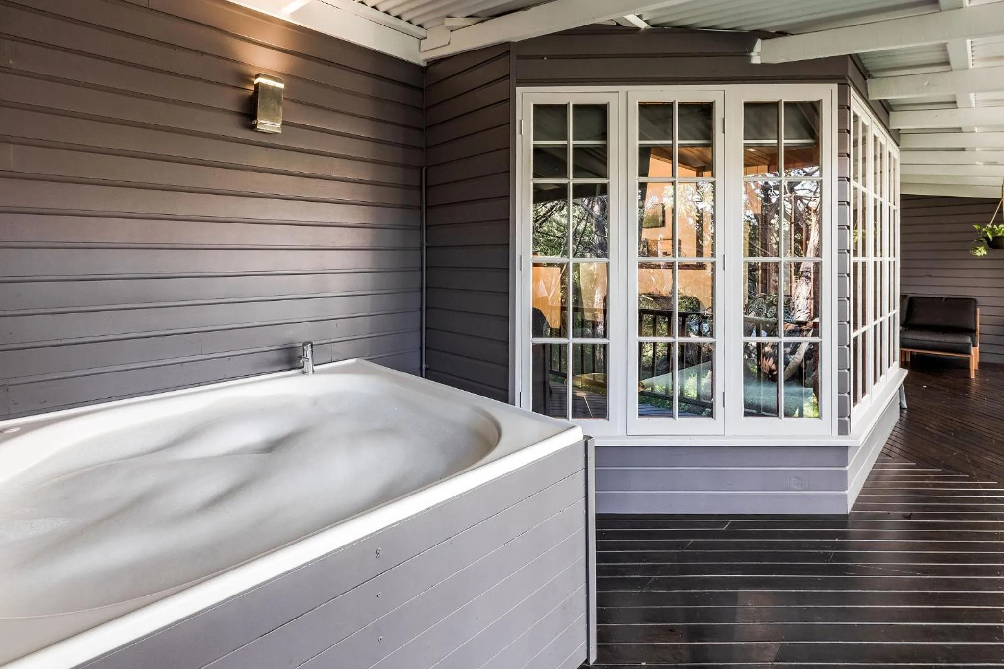 Patio in Yallingup Lodge Spa Retreat